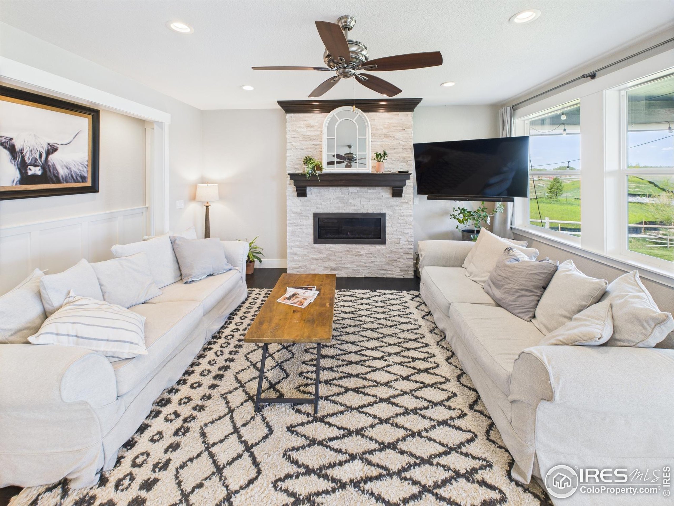 1048 Riverplace Dr