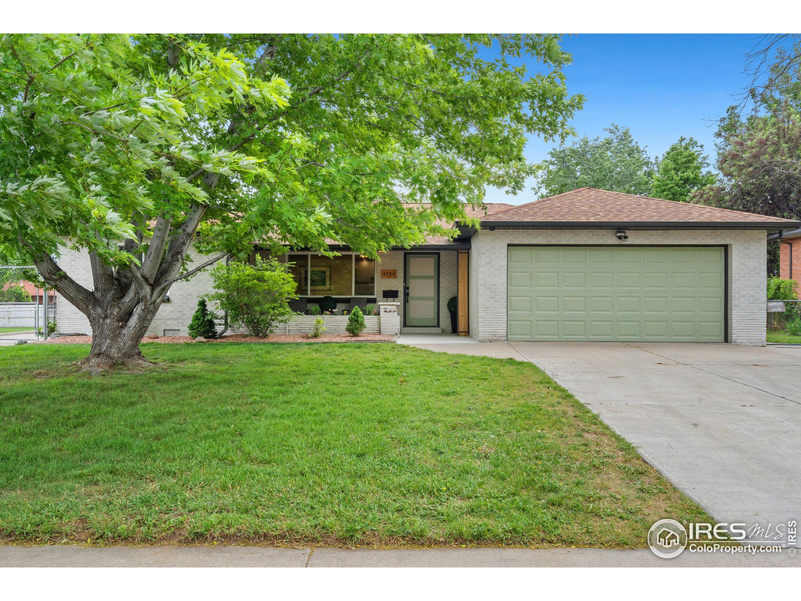 View Wheat Ridge, CO 80033 house