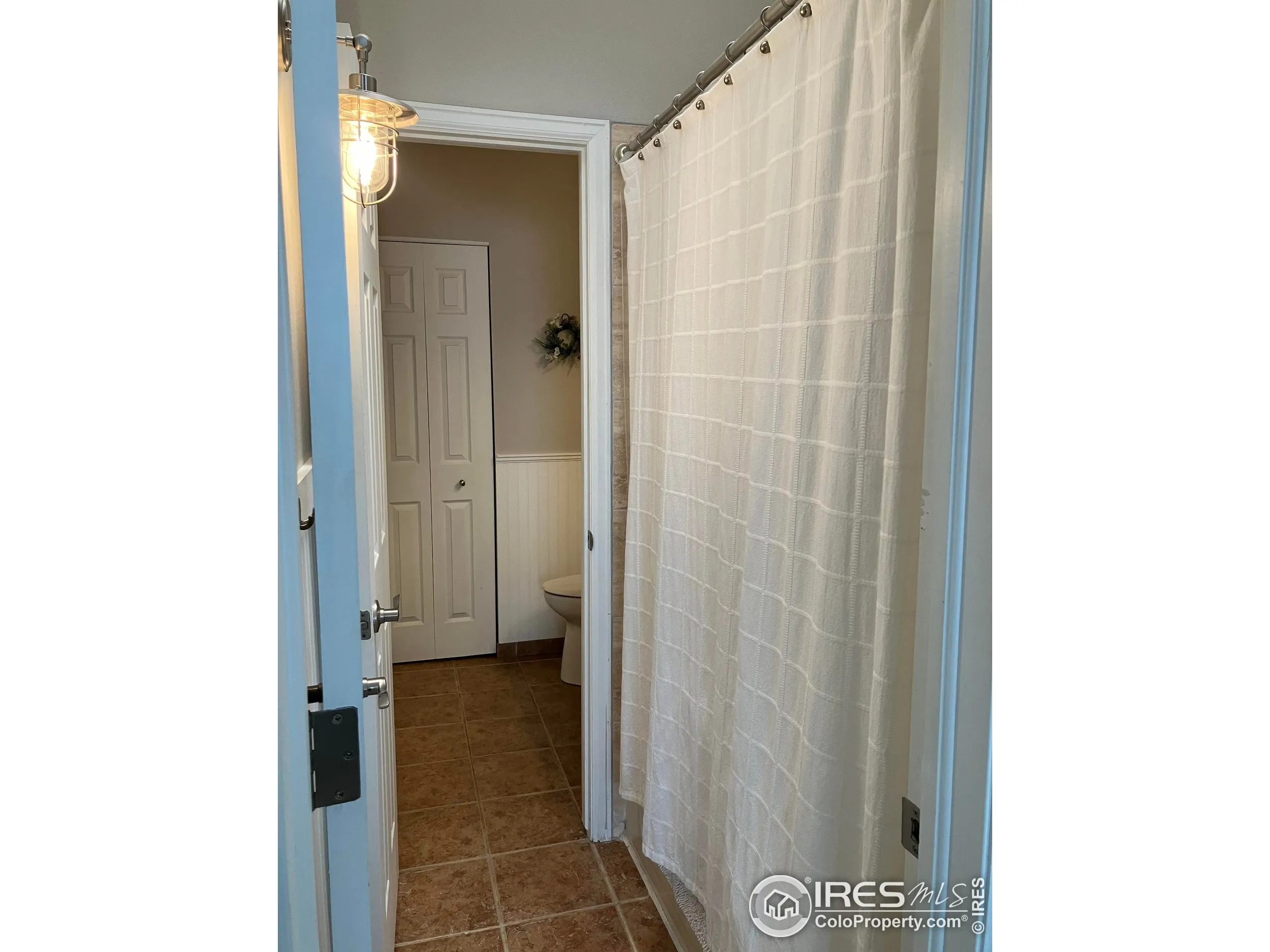 Fort Collins, Colorado 80526, United States, 3 Bedrooms Bedrooms, ,1 BathroomBathrooms,Residential,Active,200656