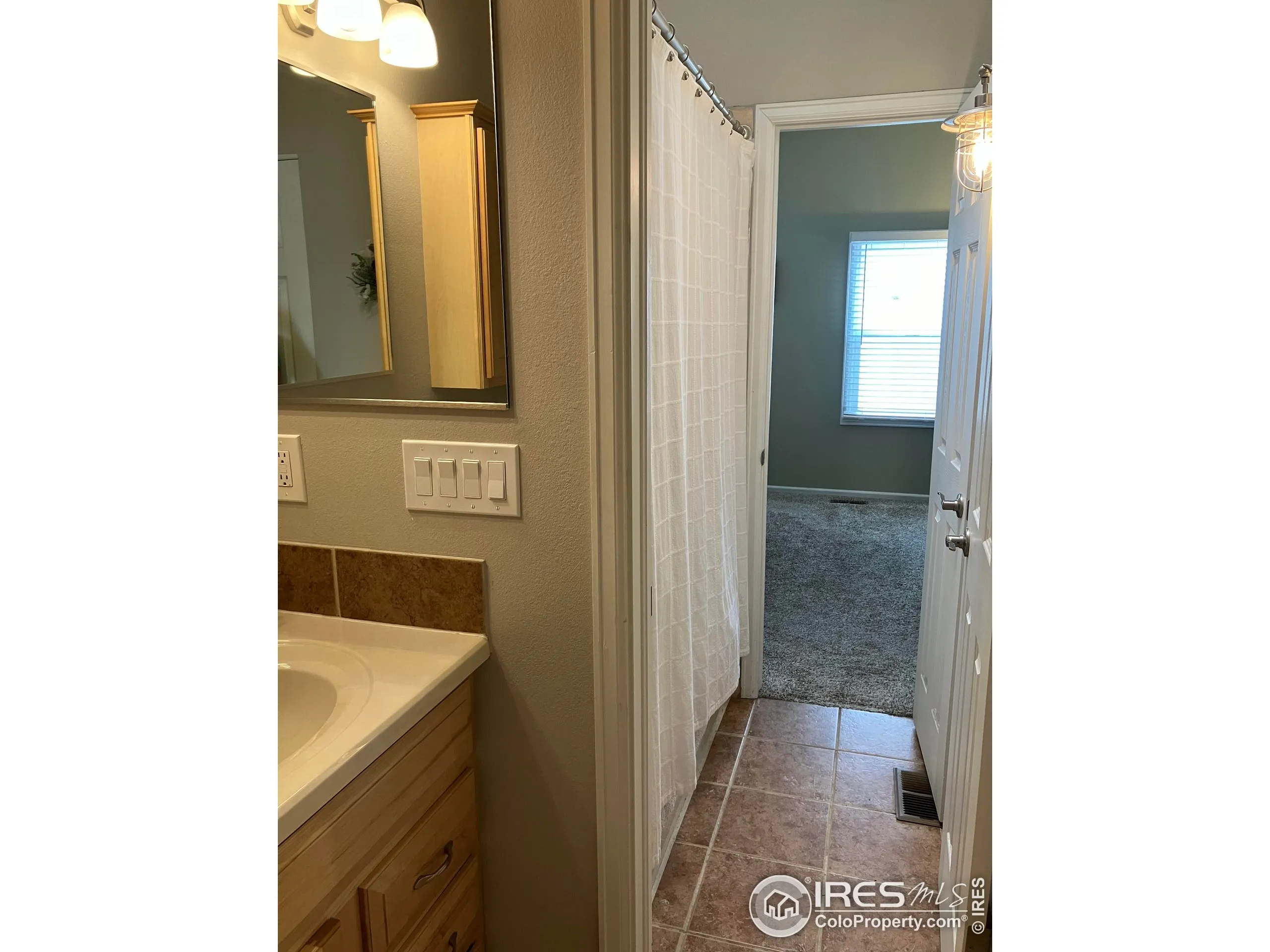 Fort Collins, Colorado 80526, United States, 3 Bedrooms Bedrooms, ,1 BathroomBathrooms,Residential,Active,200656