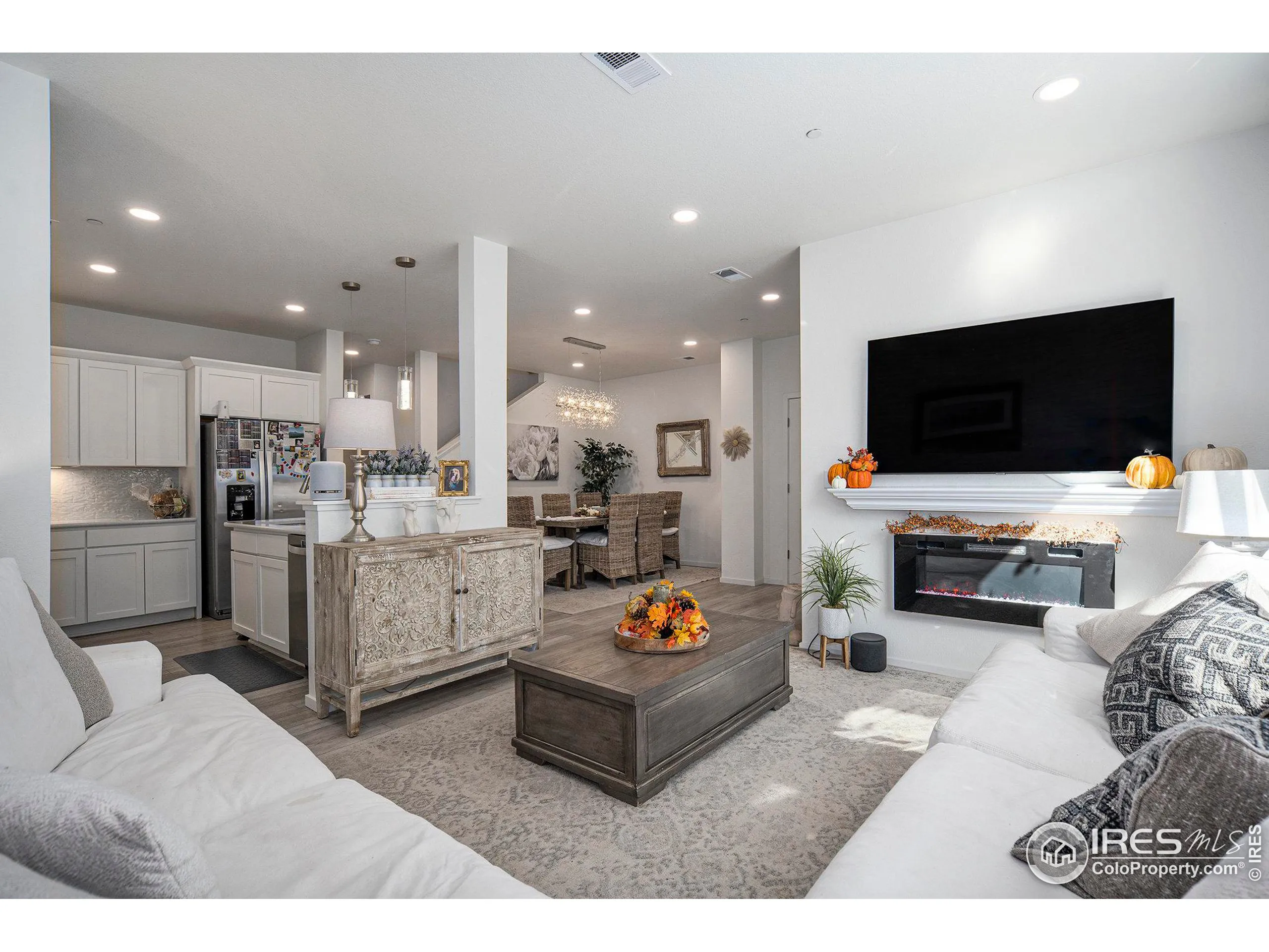 Timnath, Colorado 80547, United States, 3 Bedrooms Bedrooms, ,3 BathroomsBathrooms,Residential,Active,77397