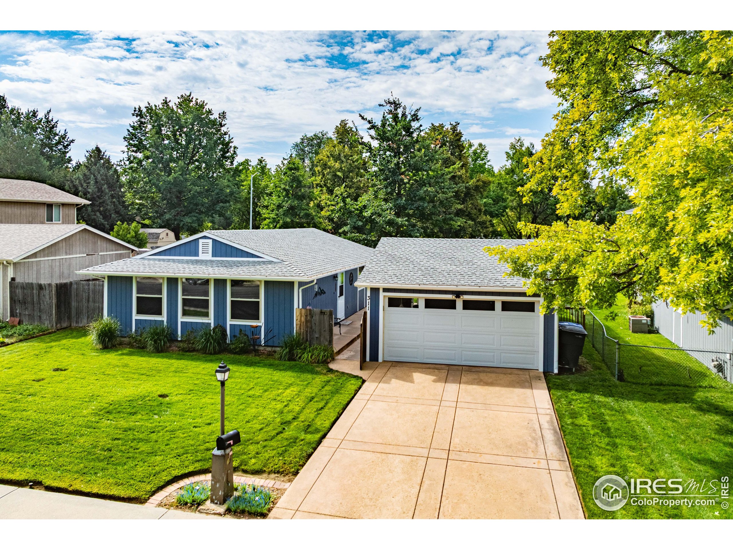 311 Chinook Ave