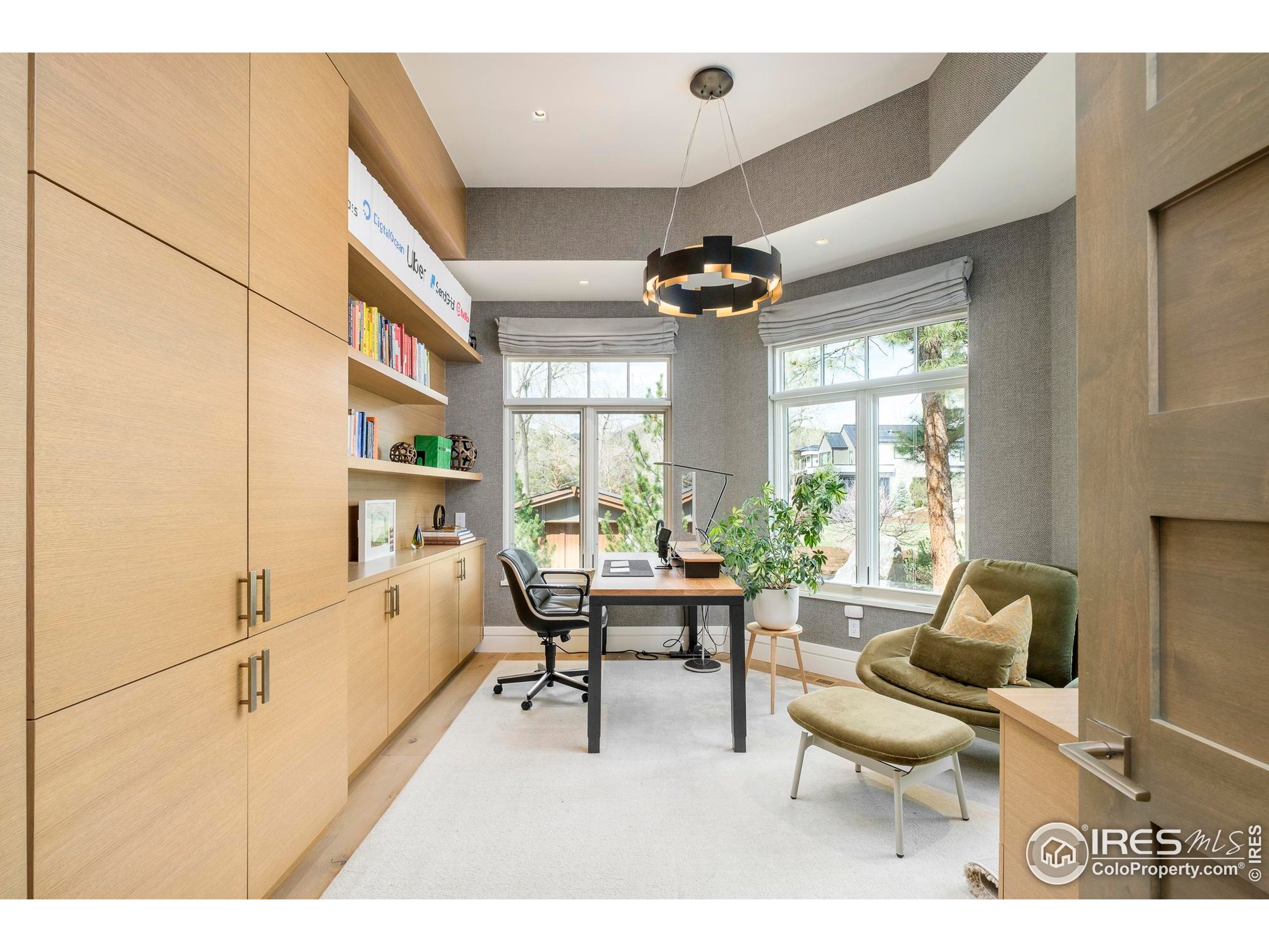 2158 Tamarack Ave