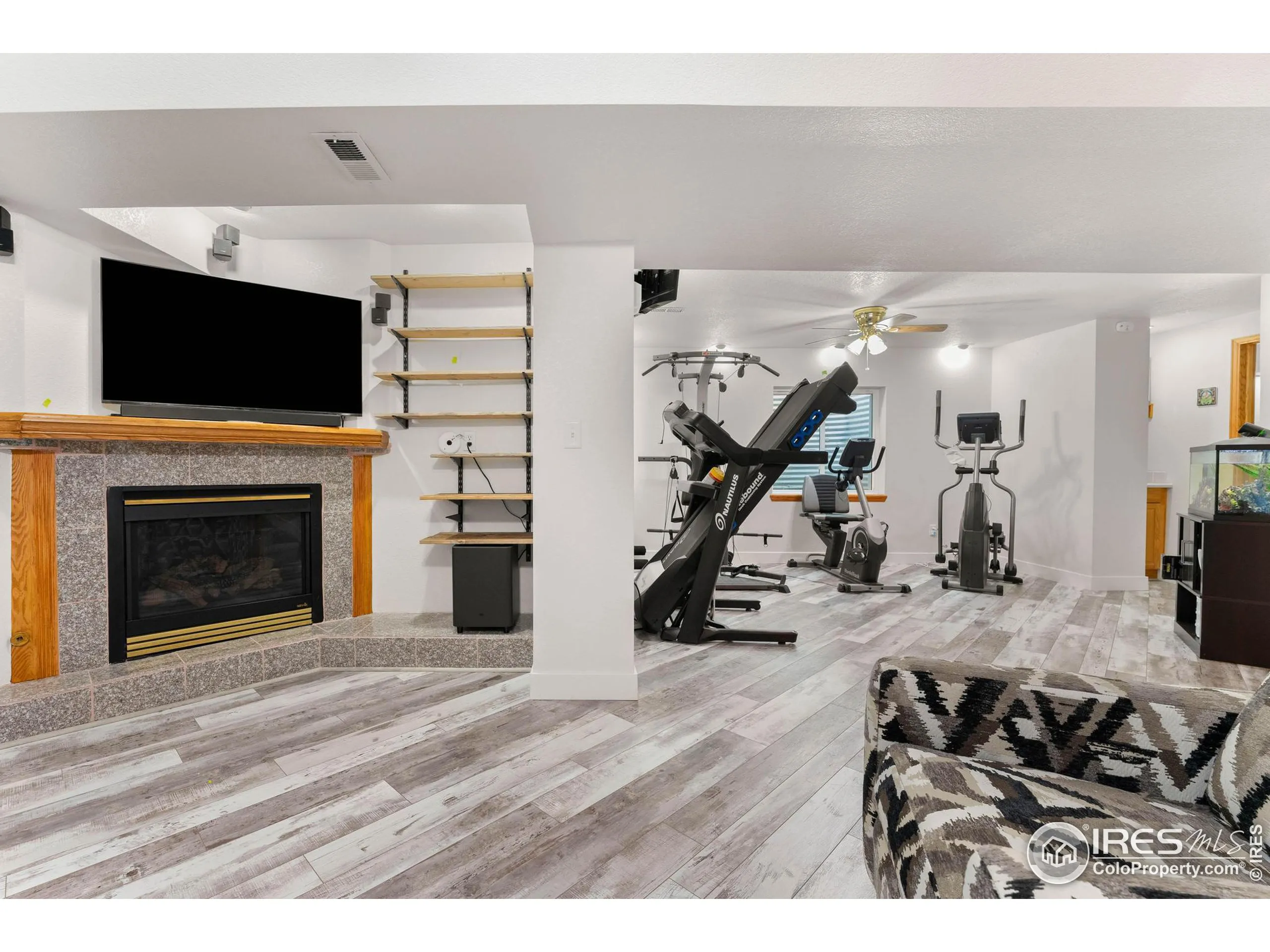 Brighton, Colorado 80601, United States, 5 Bedrooms Bedrooms, ,4 BathroomsBathrooms,Residential,Pending,24373