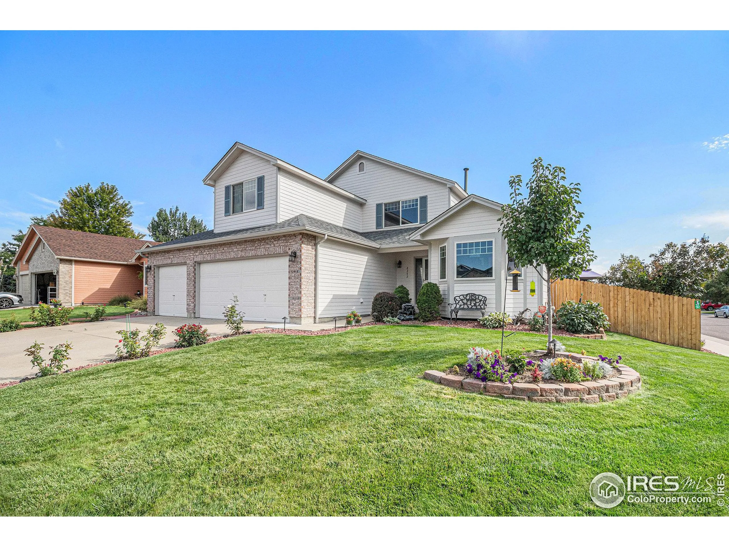 Brighton, Colorado 80601, United States, 5 Bedrooms Bedrooms, ,4 BathroomsBathrooms,Residential,Pending,24373