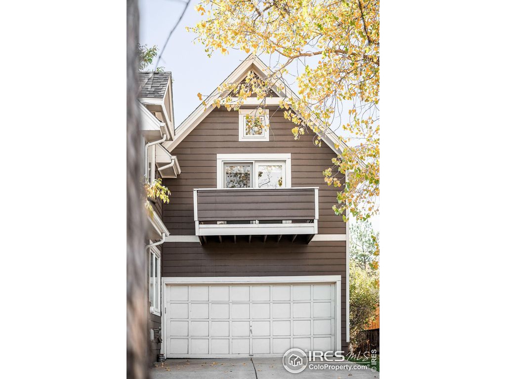 Photo of 1258 Oakleaf Cir, Boulder, CO 80304 (MLS # 1021252)