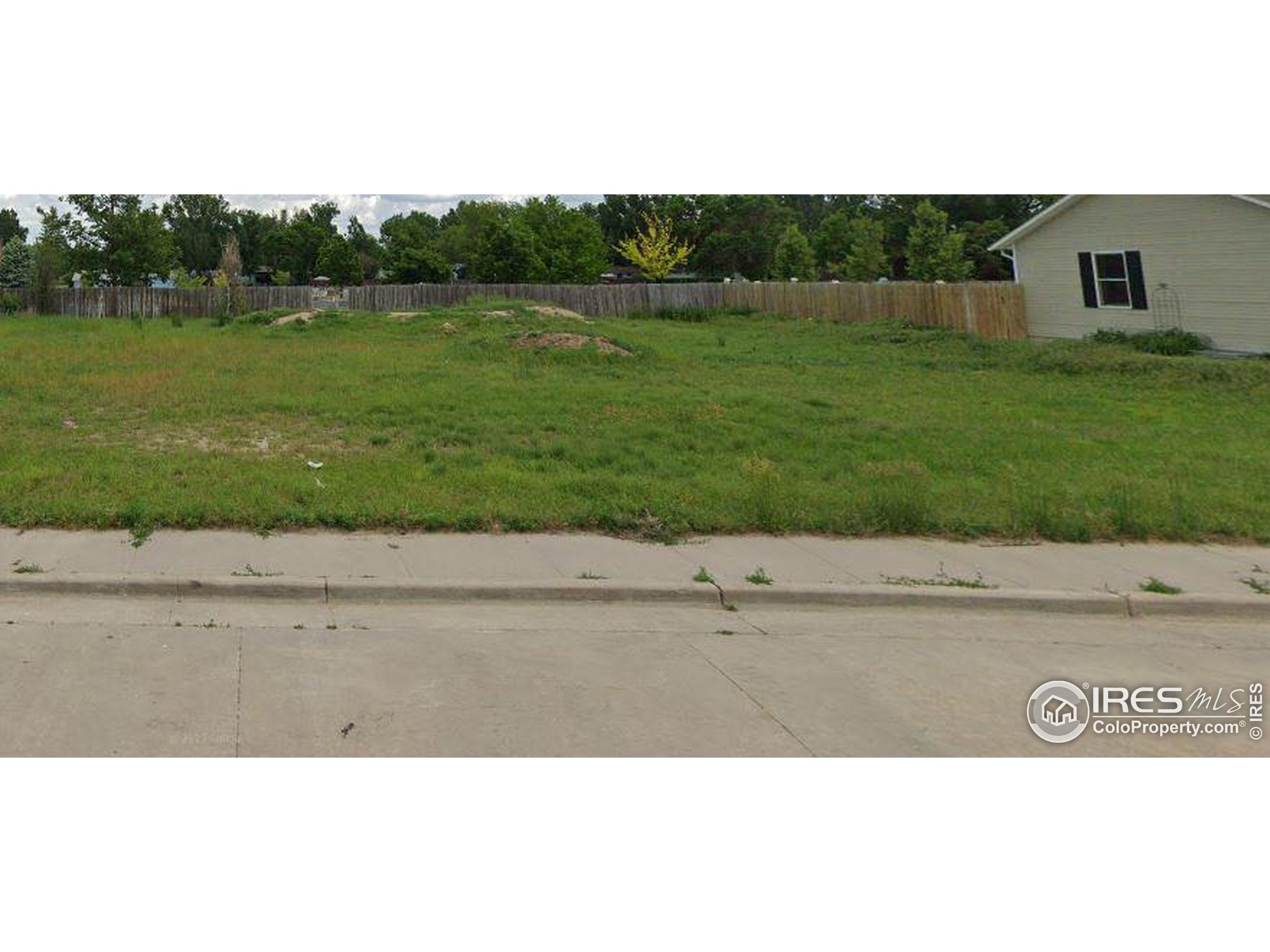 Photo 1 of 4 — Daniels St 01, Brush, CO 80723