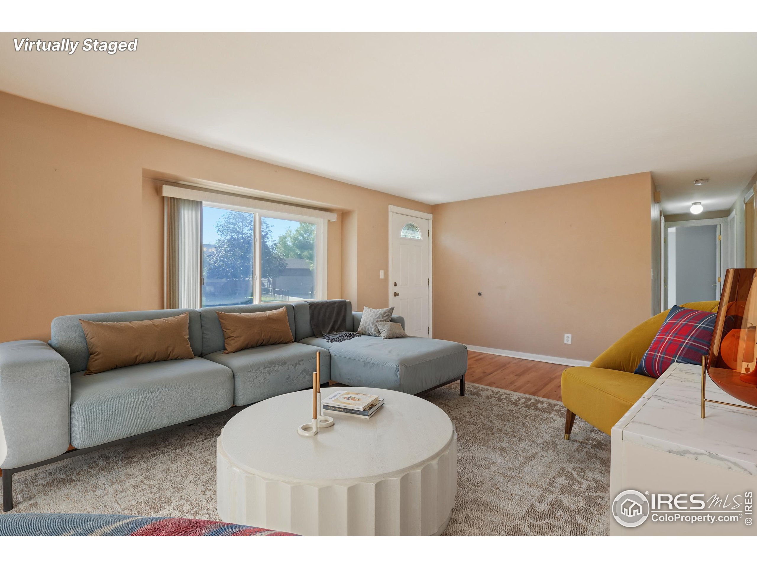 217 Blossom Dr