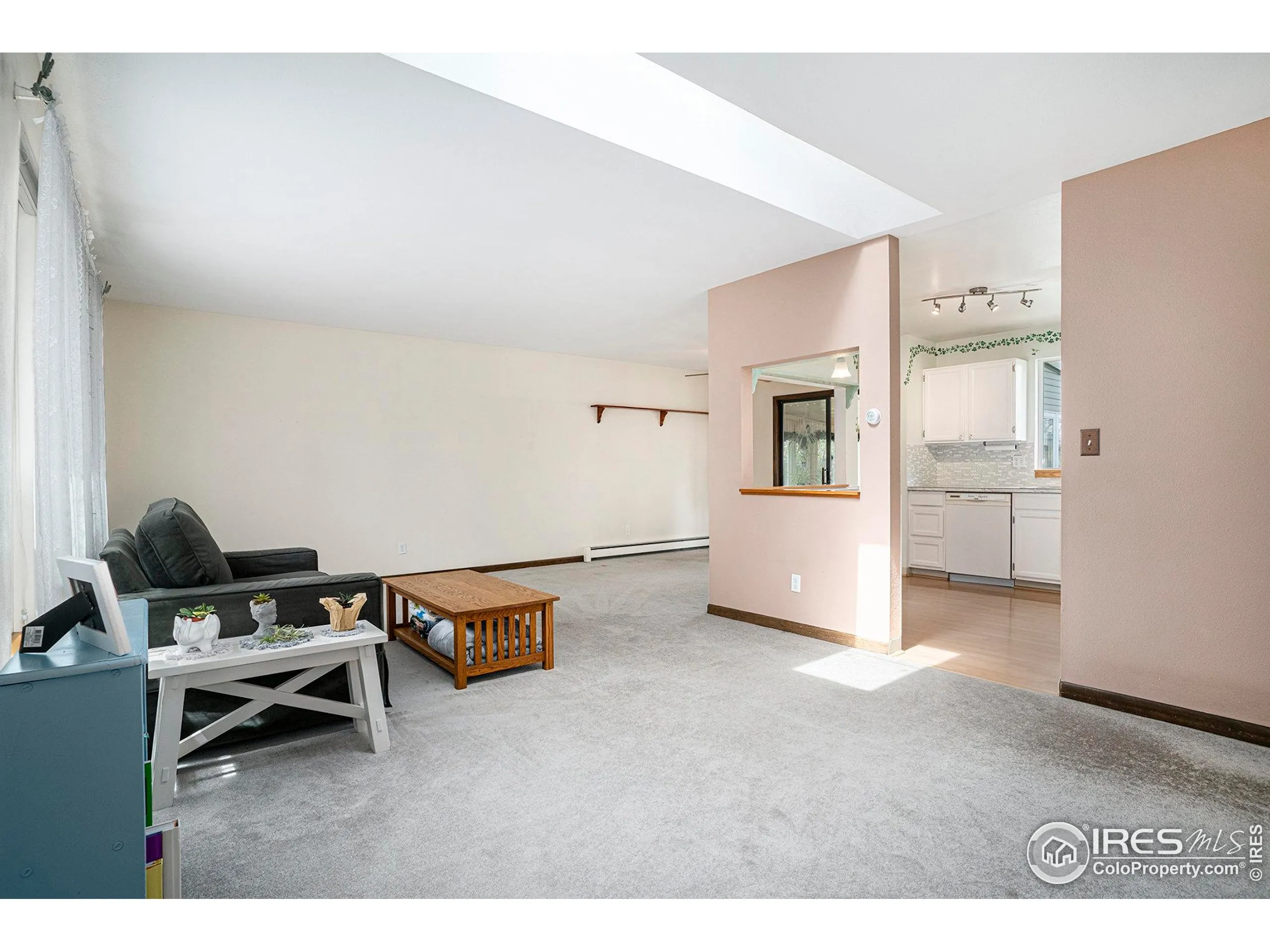 Fort Collins, Colorado 80526, United States, 2 Bedrooms Bedrooms, ,2 BathroomsBathrooms,Residential,Pending,110971