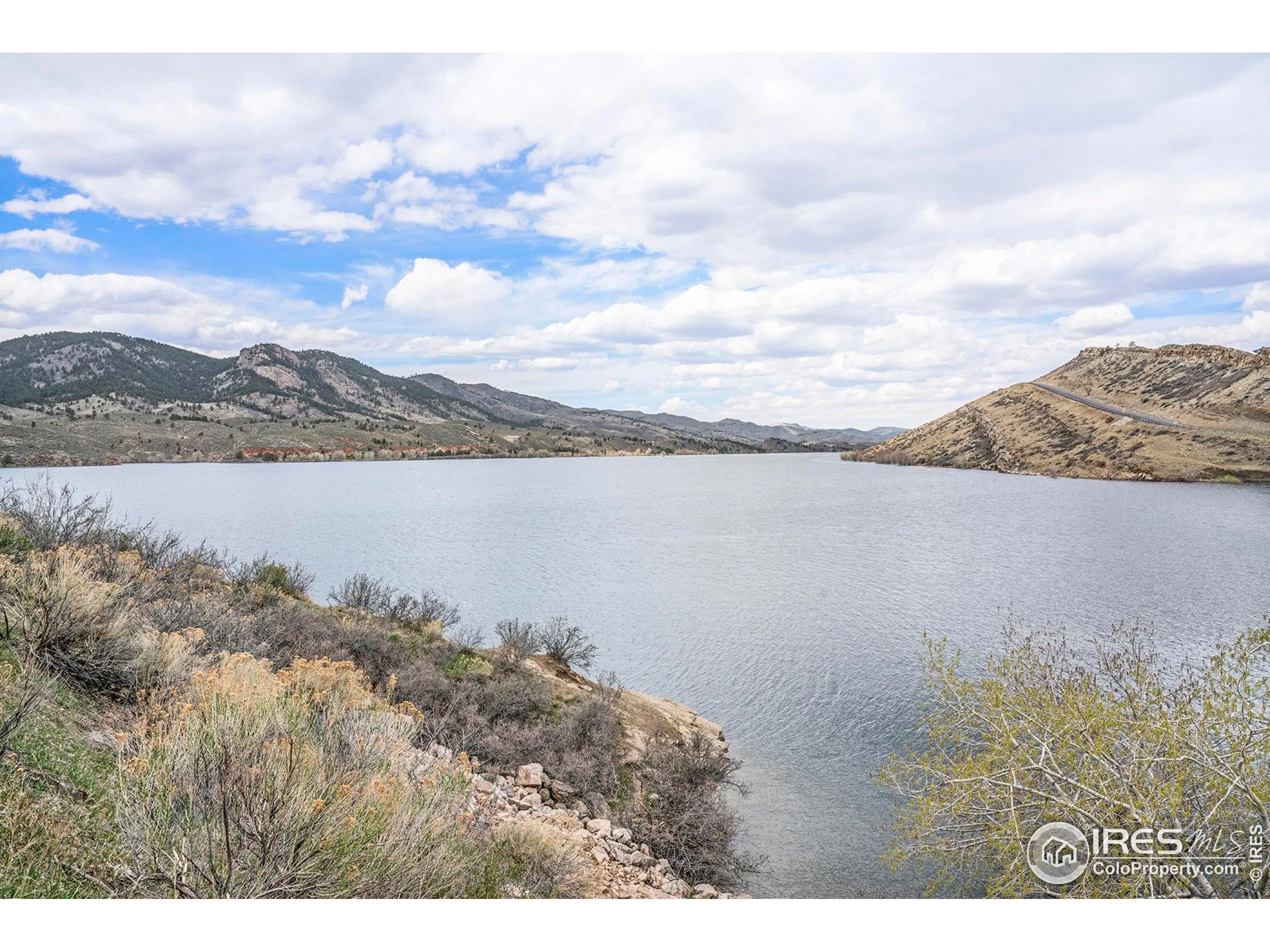 Fort Collins, Colorado 80526, United States, 2 Bedrooms Bedrooms, ,2 BathroomsBathrooms,Residential,Pending,110971