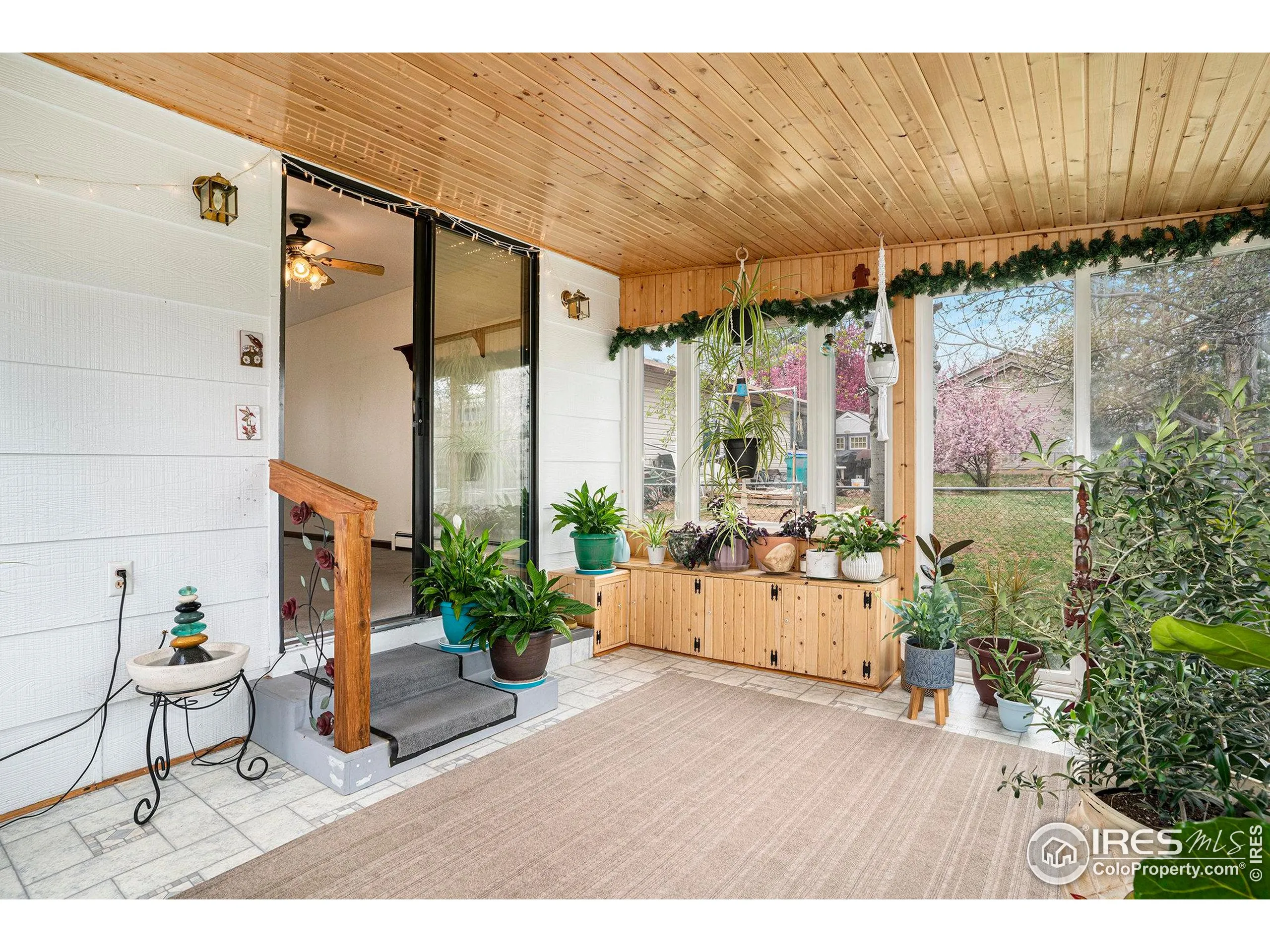 Fort Collins, Colorado 80526, United States, 2 Bedrooms Bedrooms, ,2 BathroomsBathrooms,Residential,Pending,110971