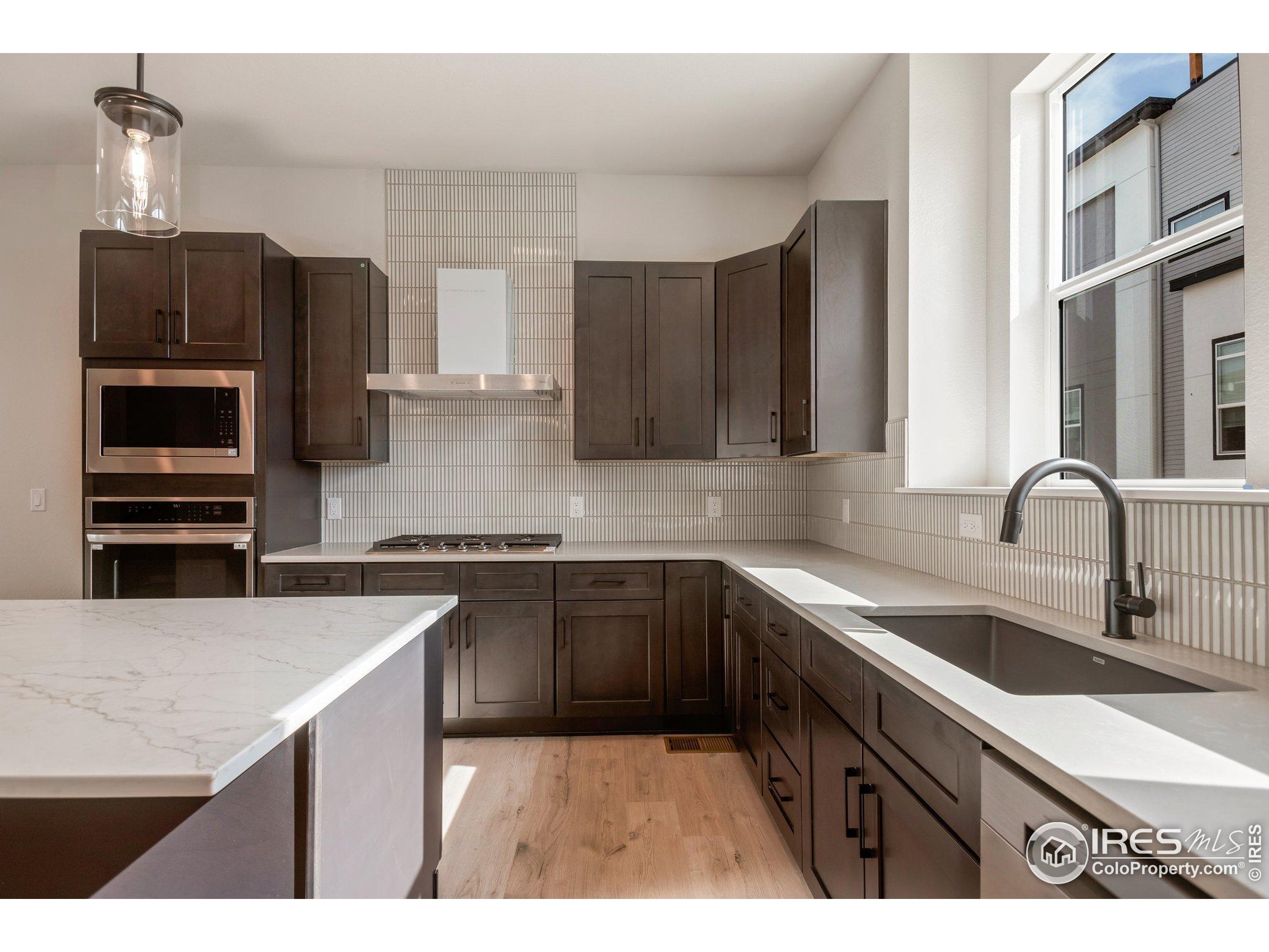 362 Promenade Dr