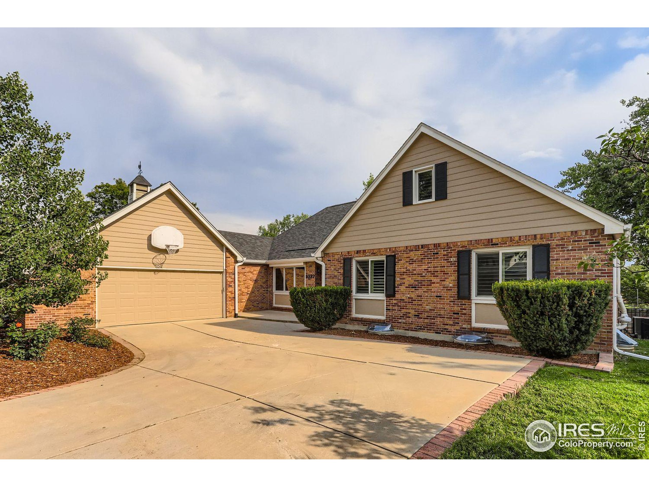 1037 Purdue Dr