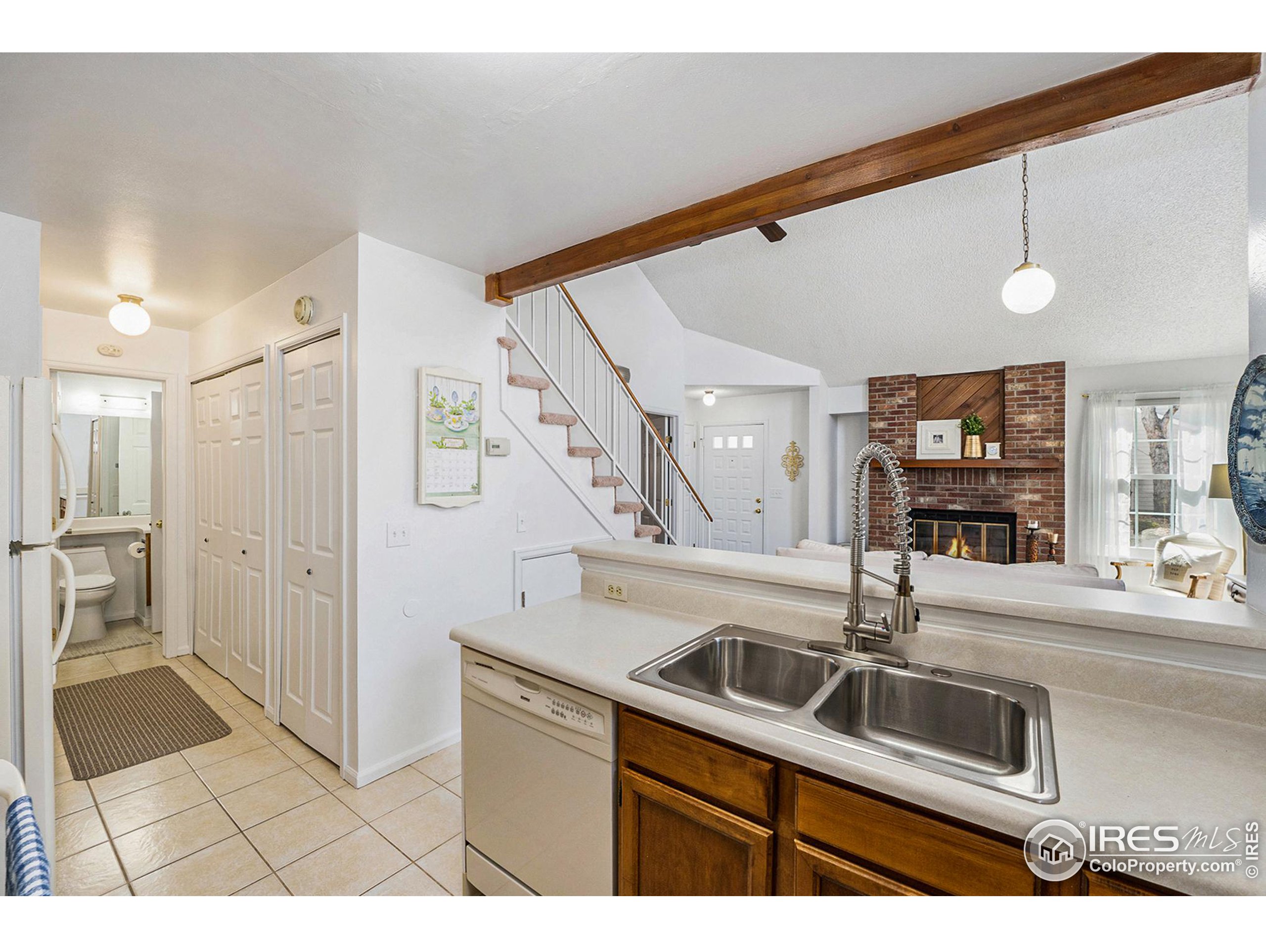 Photo 7 of 20 of 8320 W 87th Dr F condo