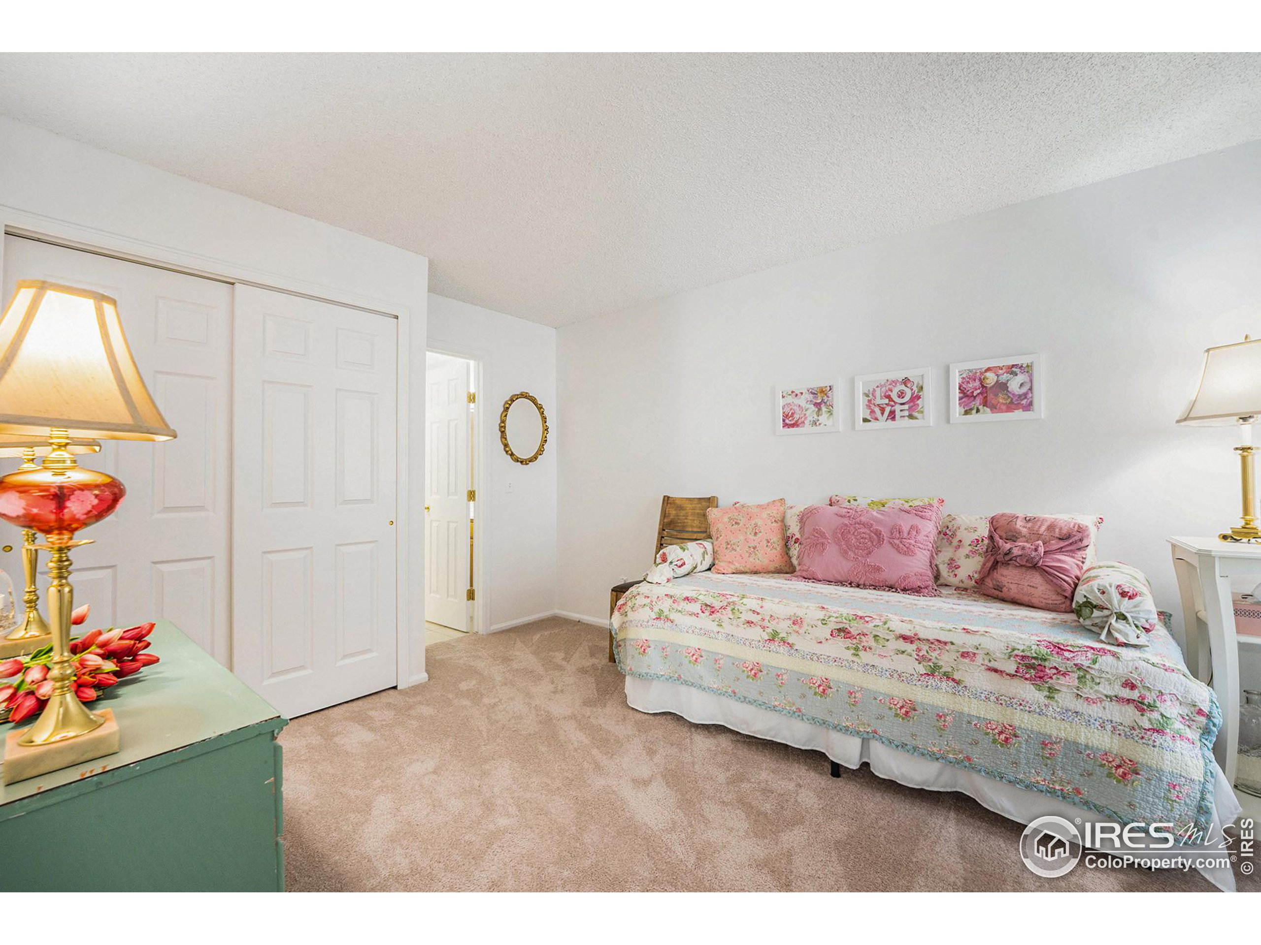 Photo 9 of 20 of 8320 W 87th Dr F condo