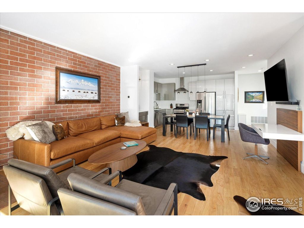 Photo of 2211 Bluff St, Boulder, CO 80304 (MLS # 1044516)