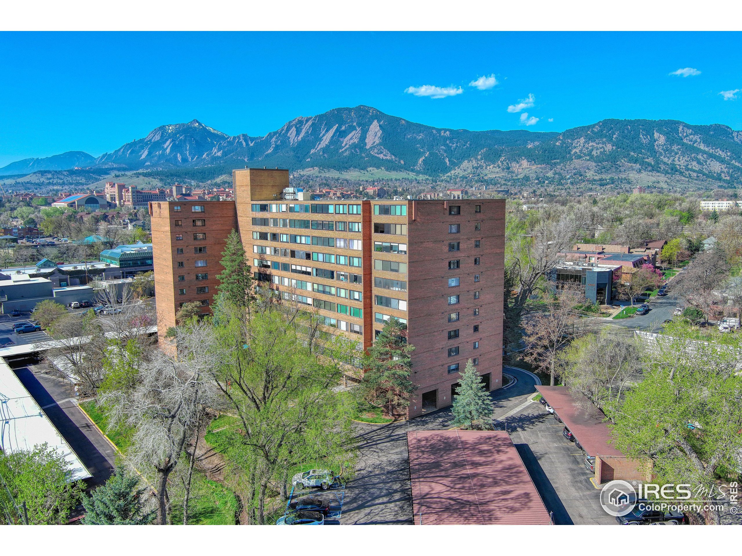 View Boulder, CO 80302 property