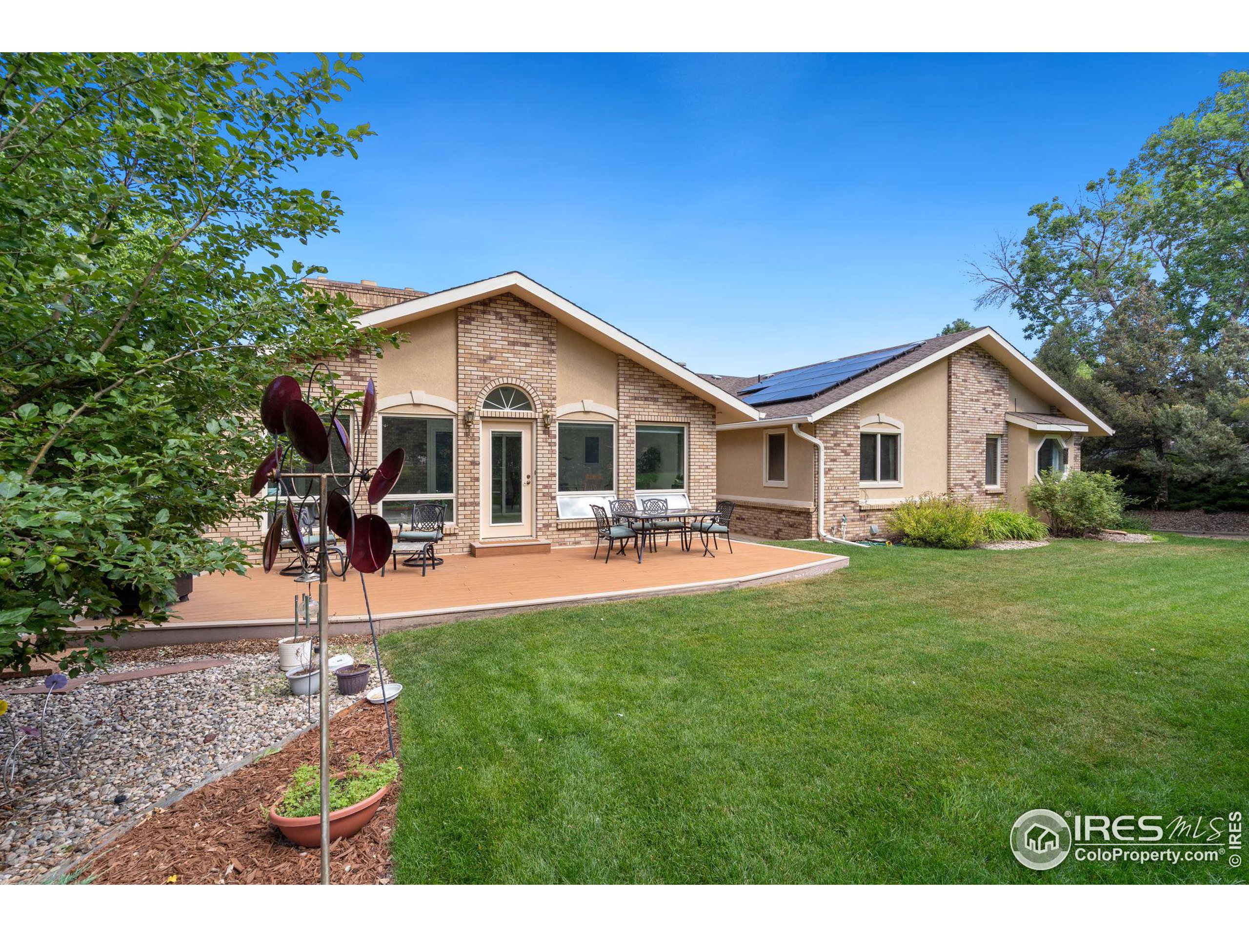 2420 Frances Dr