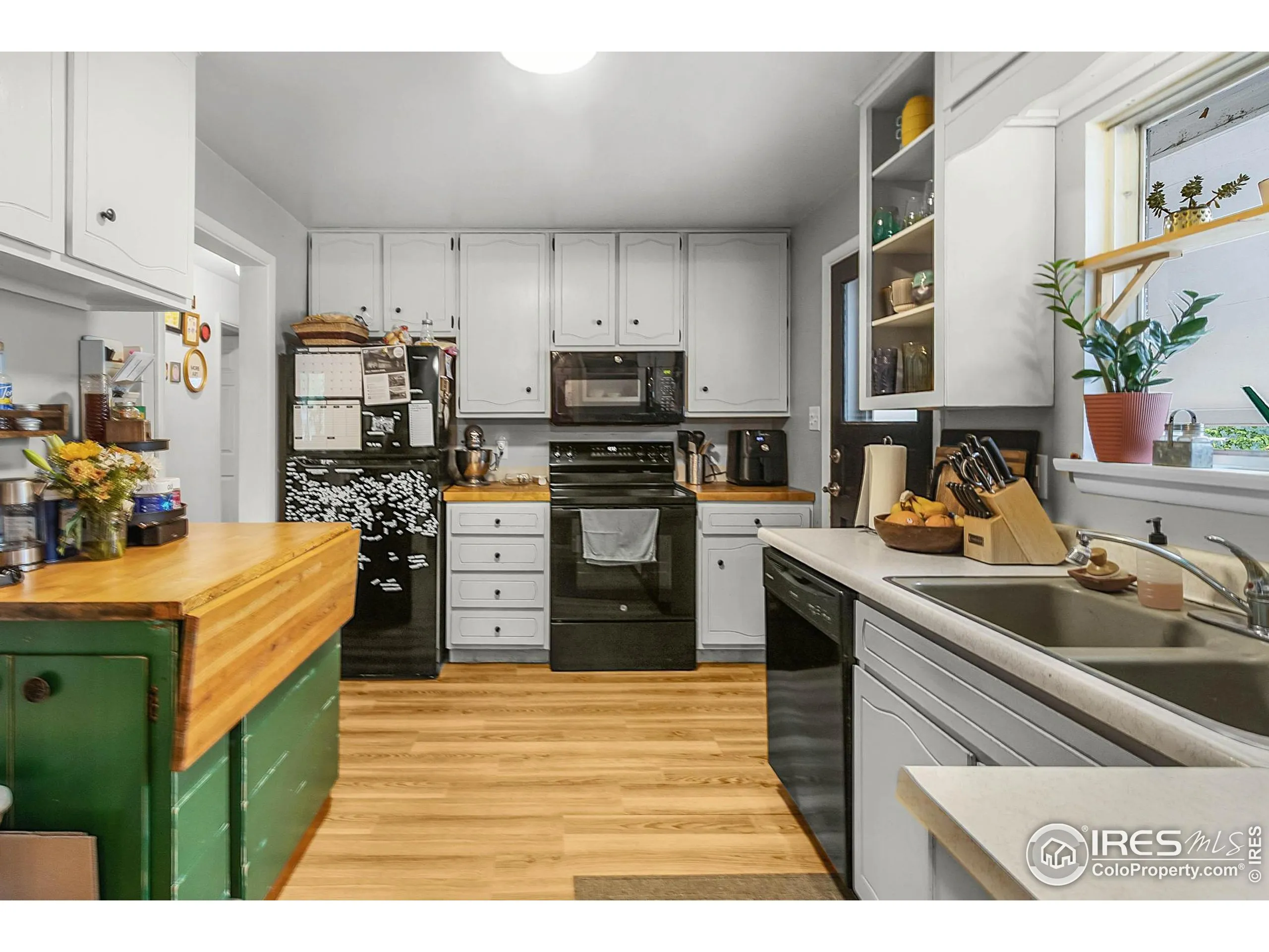 Greeley, Colorado 80631, United States, 4 Bedrooms Bedrooms, ,2 BathroomsBathrooms,Residential,Active,244966