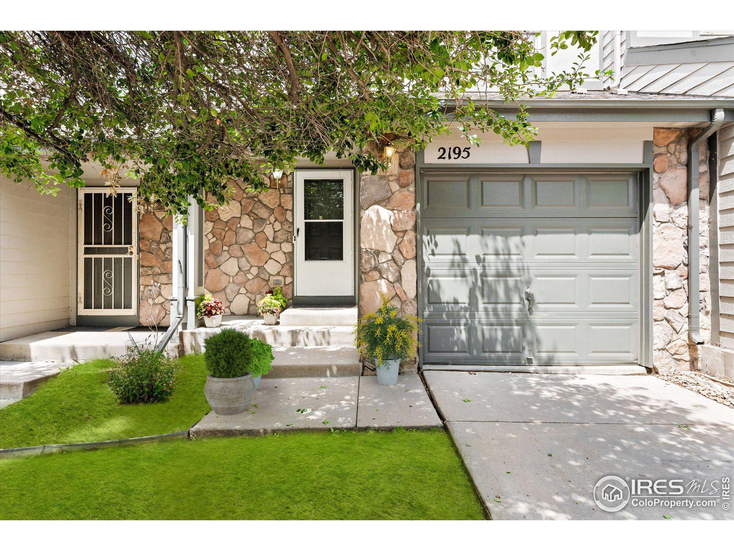 View Thornton, CO 80229 townhome