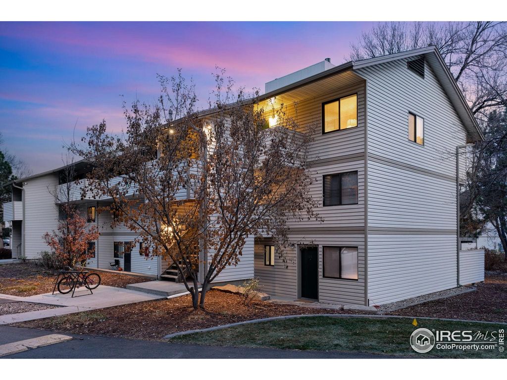 Photo of 1705 Heatheridge Rd, Fort Collins, CO 80526 (MLS # 1047737)