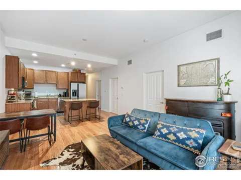 1950 N Logan St Unit 502, Denver, CO MLS: 1028566
