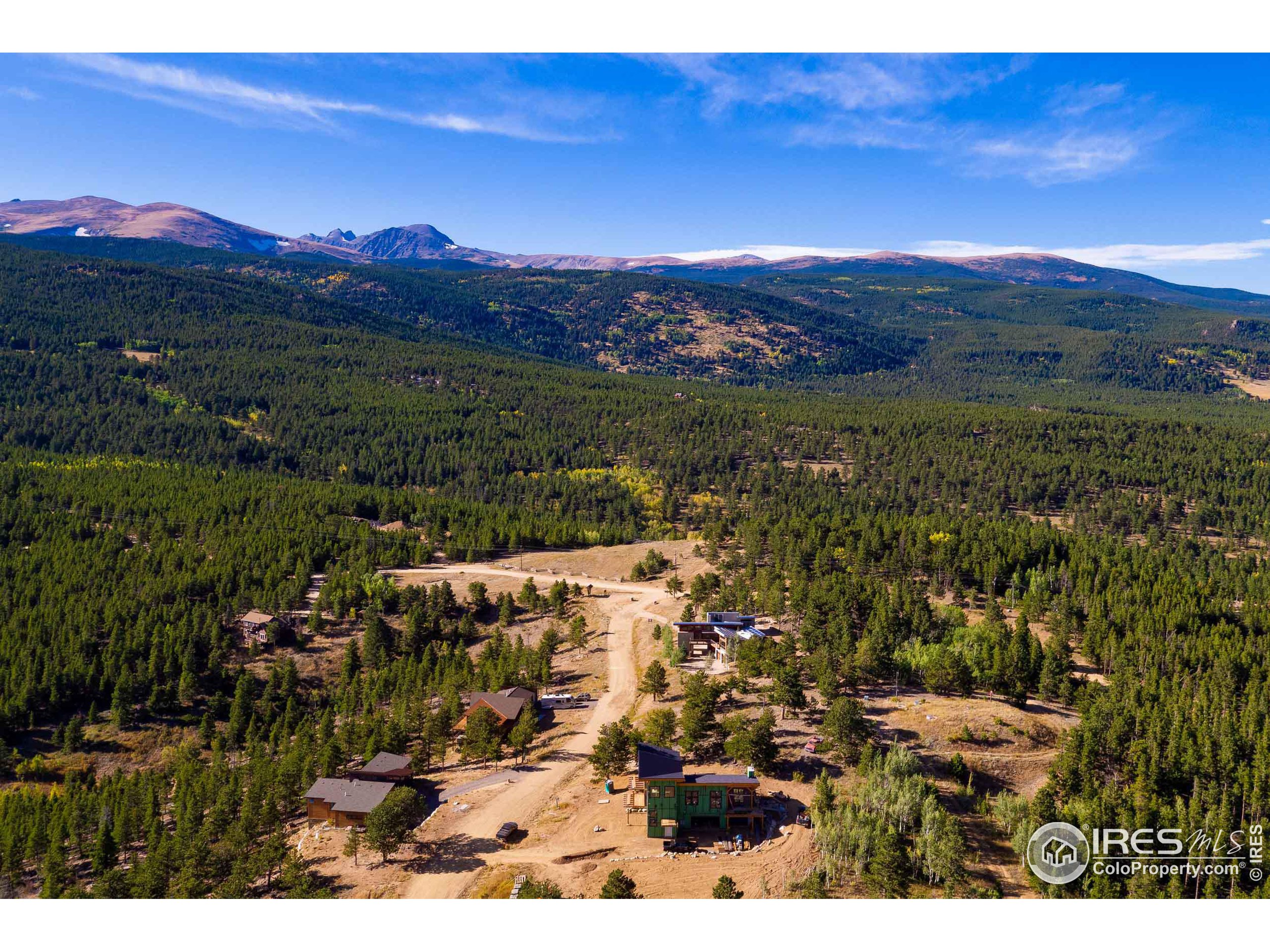 14 Caribou Ridge Dr