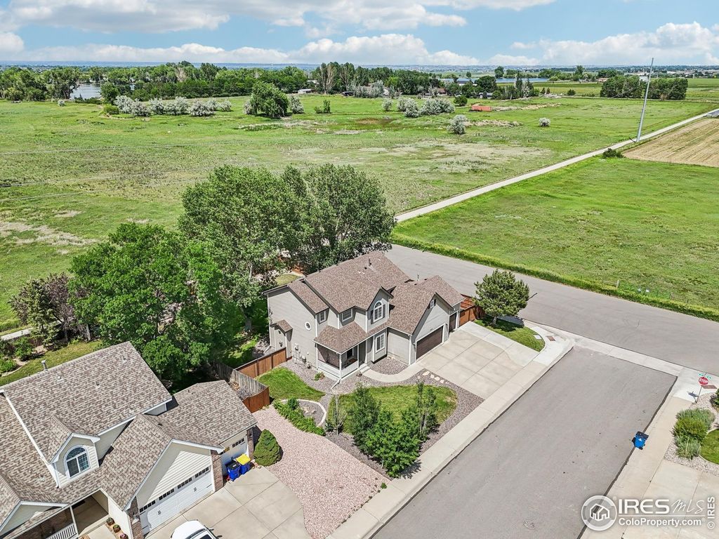 Photo of 1041 Wisteria Dr, Loveland, CO 80538 (MLS # 1046156)