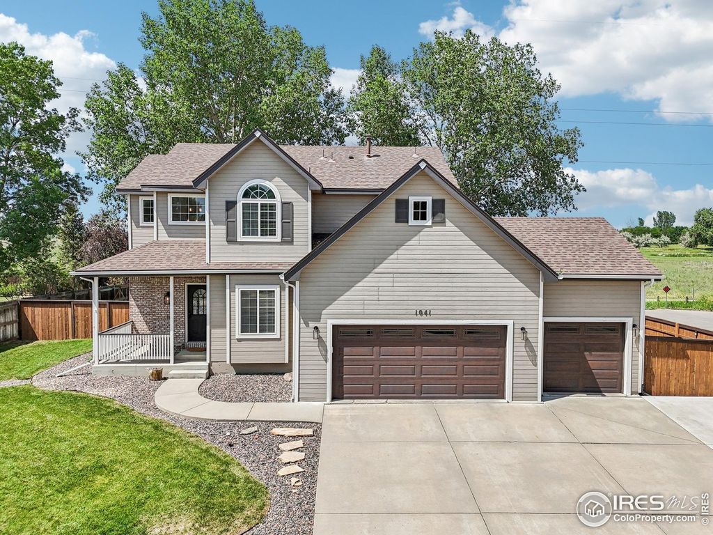 Photo of 1041 Wisteria Dr, Loveland, CO 80538 (MLS # 1046156)