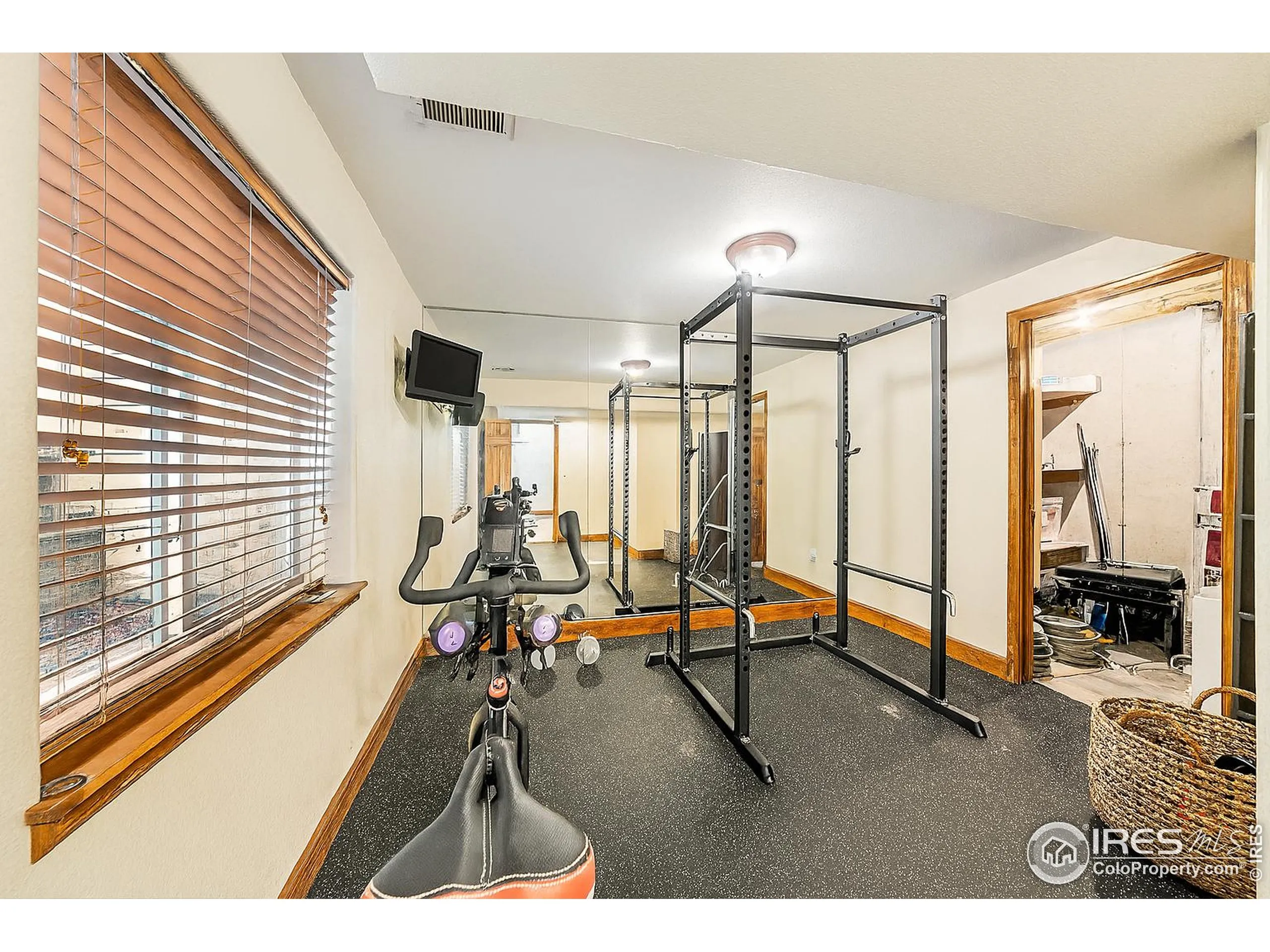 Fort Collins, Colorado 80528, United States, 6 Bedrooms Bedrooms, ,5 BathroomsBathrooms,Residential,Active,187004