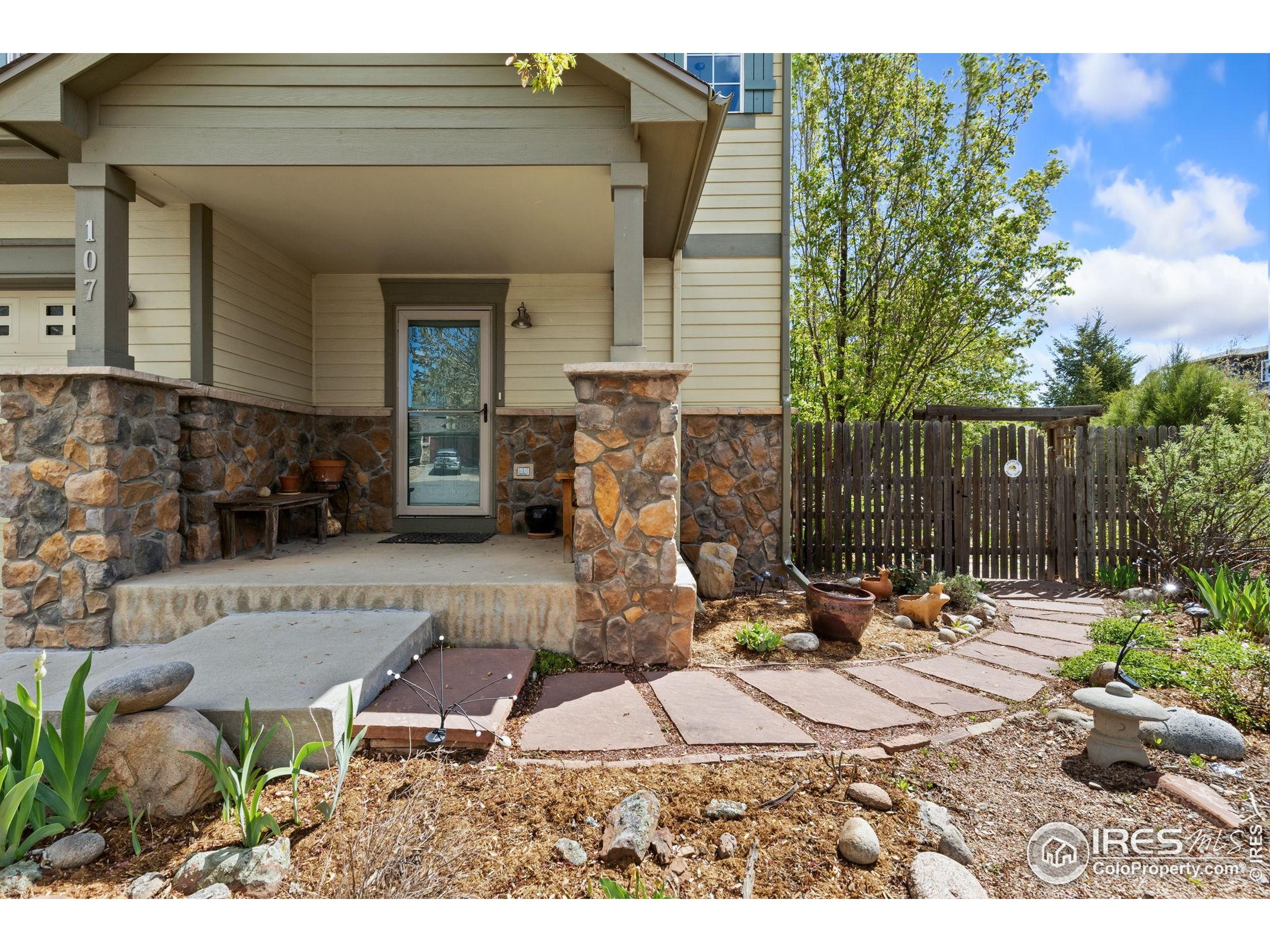 107 Bohn Ct