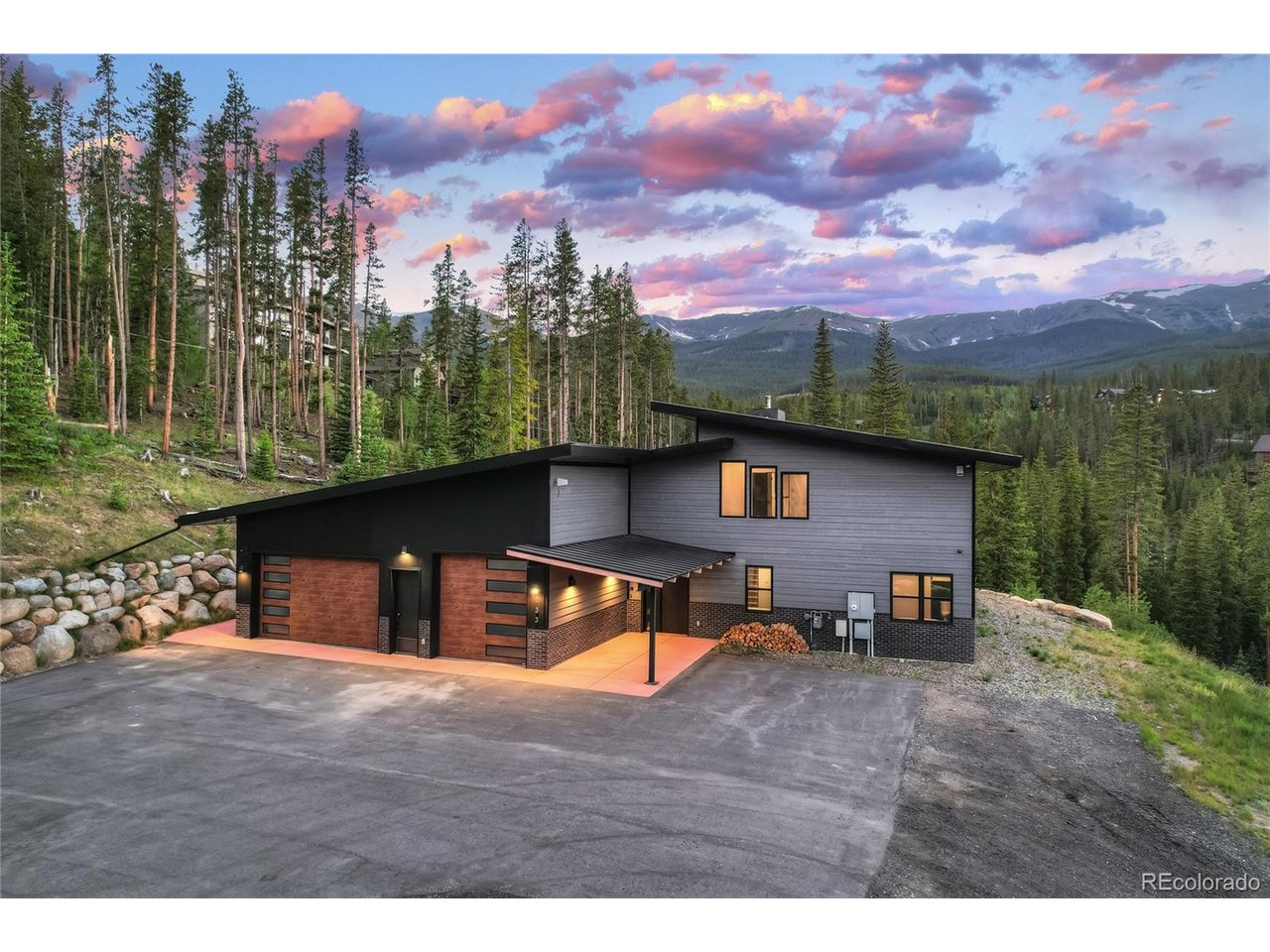 133 Adams Way