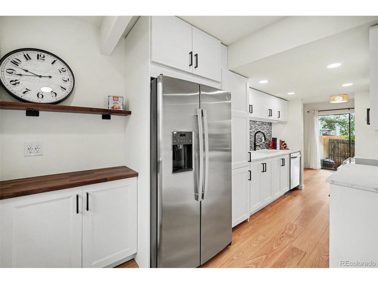 8711 Carr Loop - Photo 2