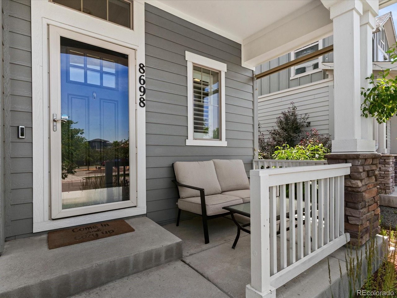 8698 E 54th Pl