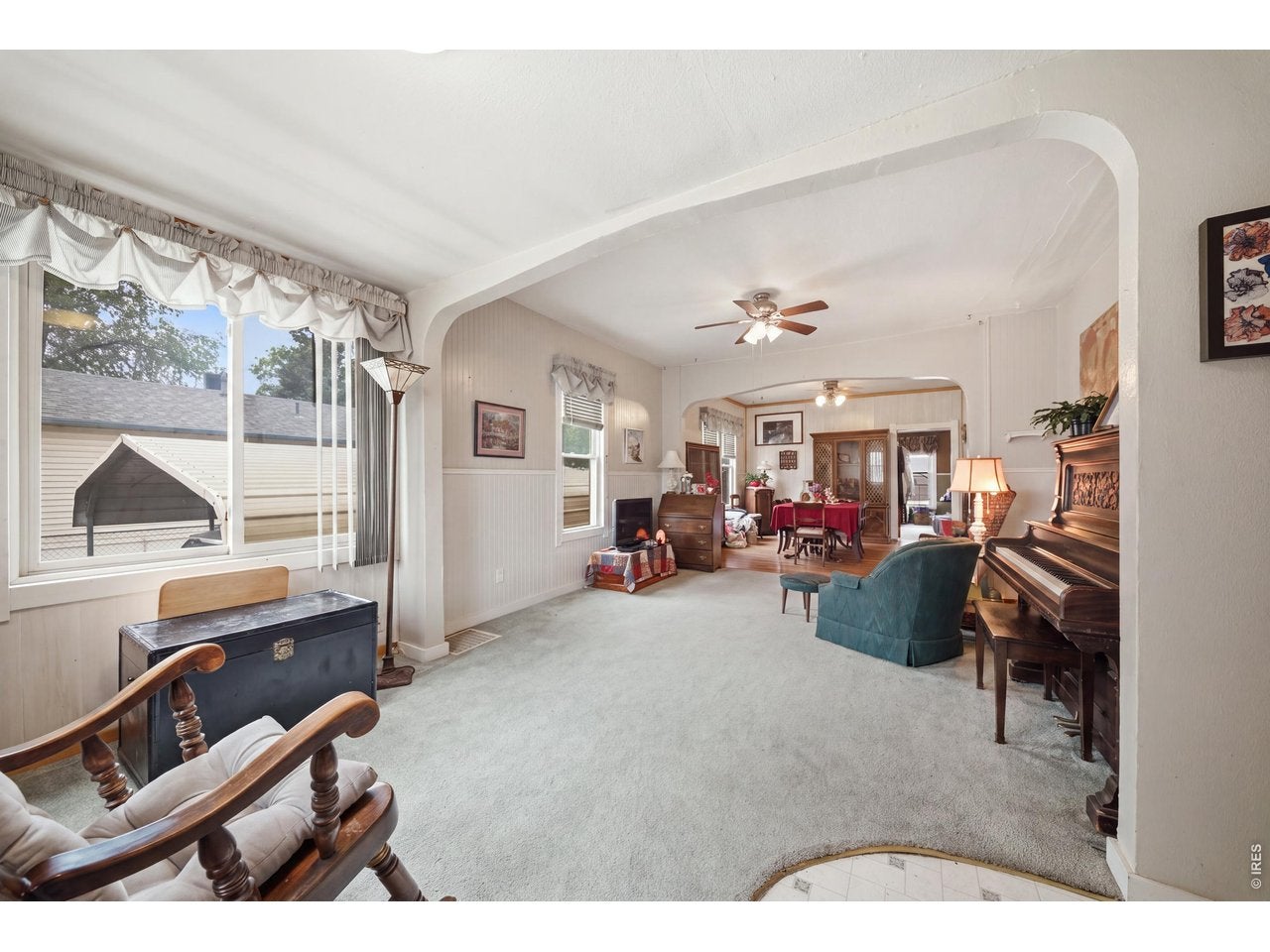 203 4th St