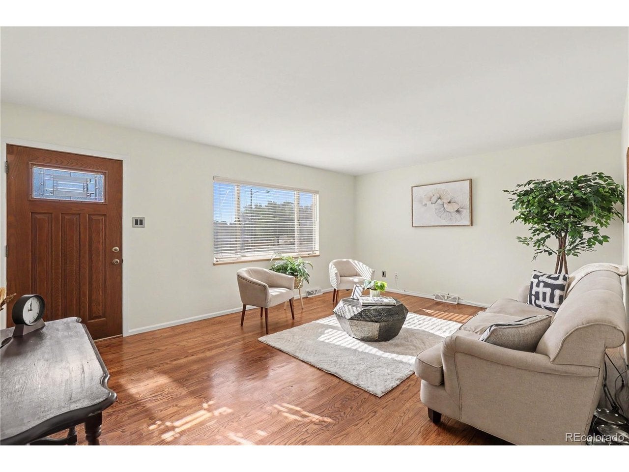 12251 S Dakota Dr