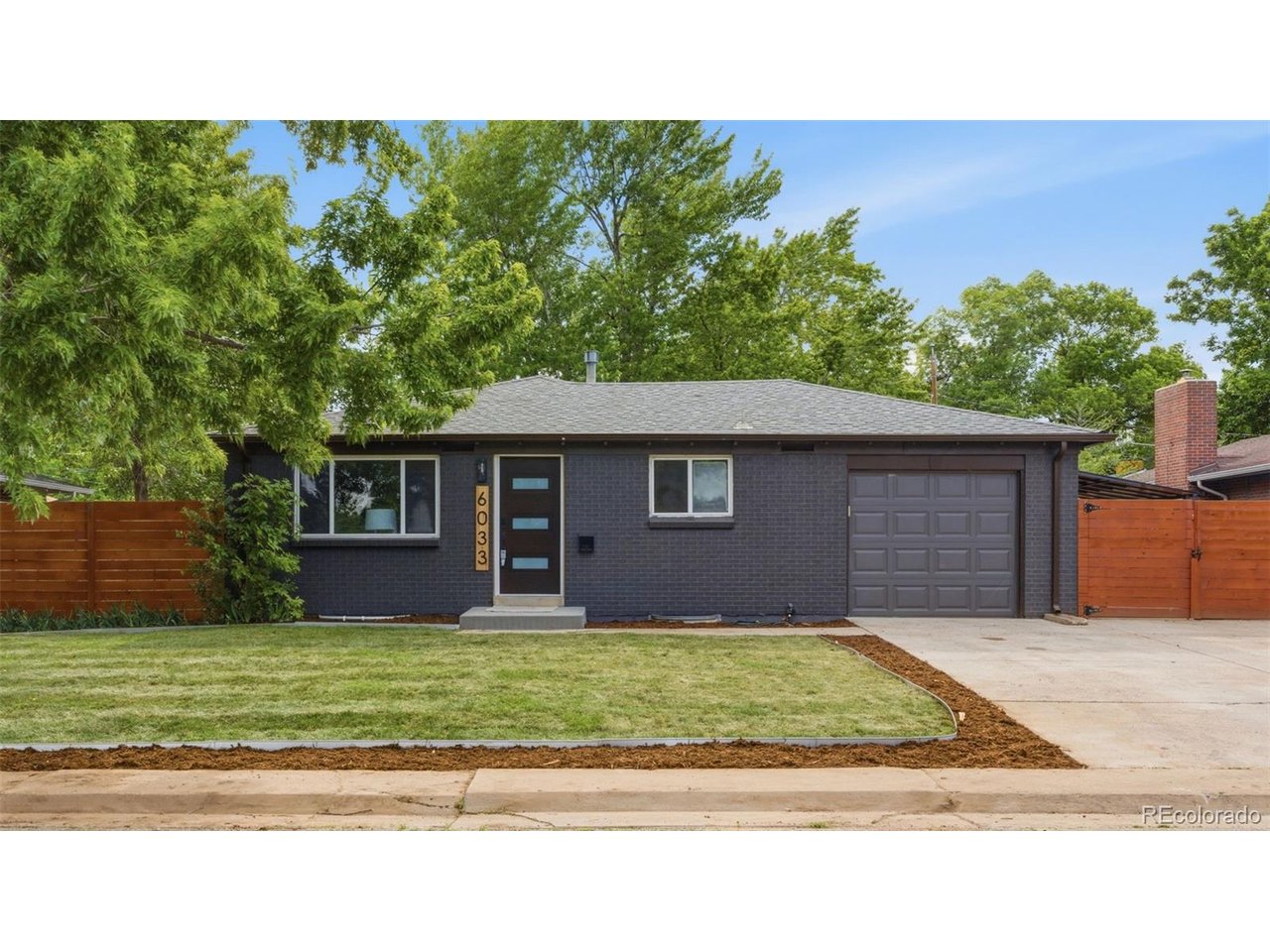 Photo 1 of 32 — 6033 Hoyt Ct, Arvada, CO 80004