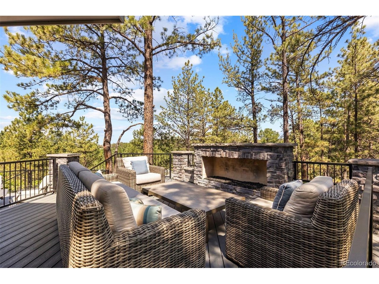 347 Silver Cloud Pl