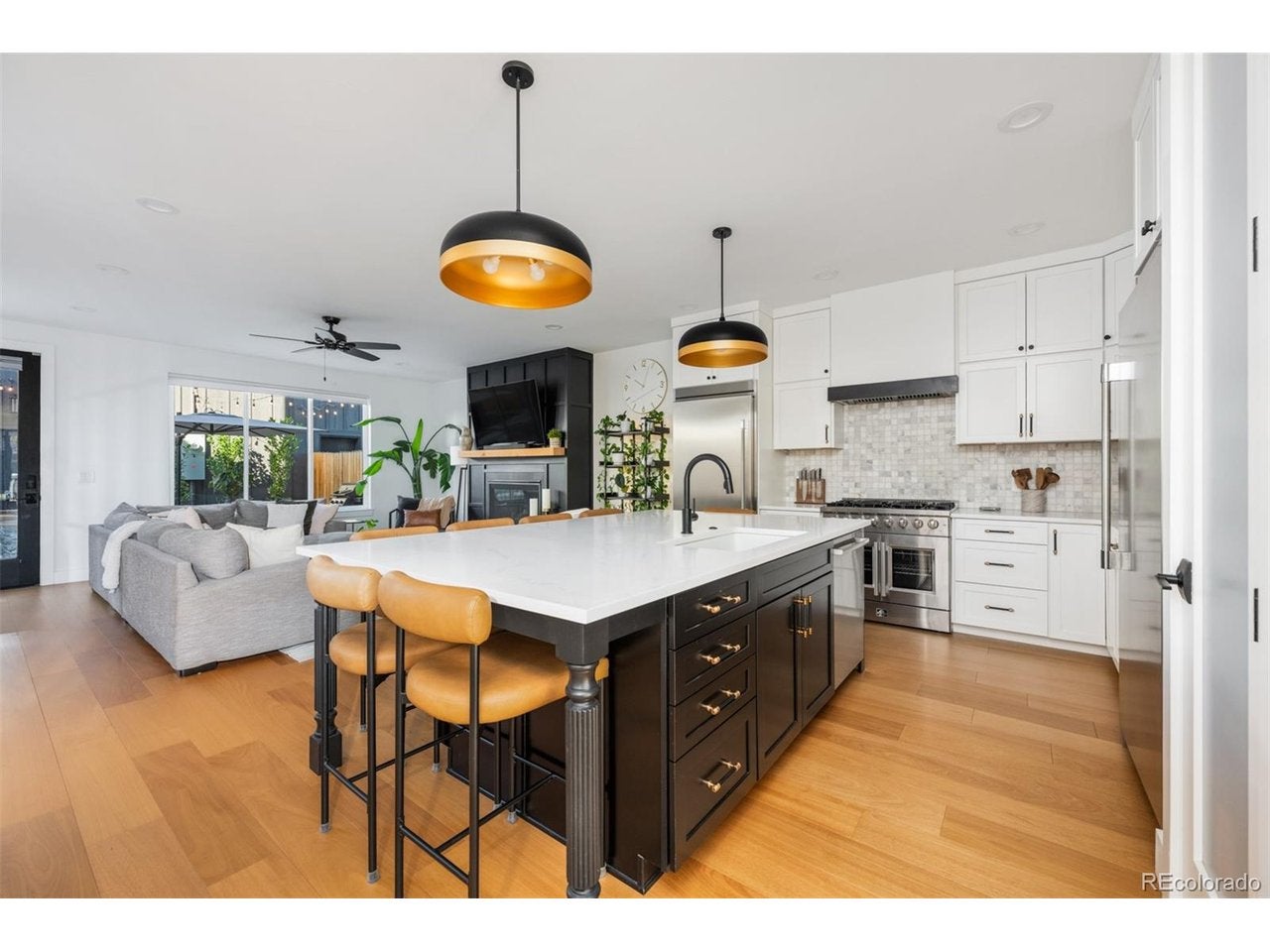 1695 Zenobia St 1