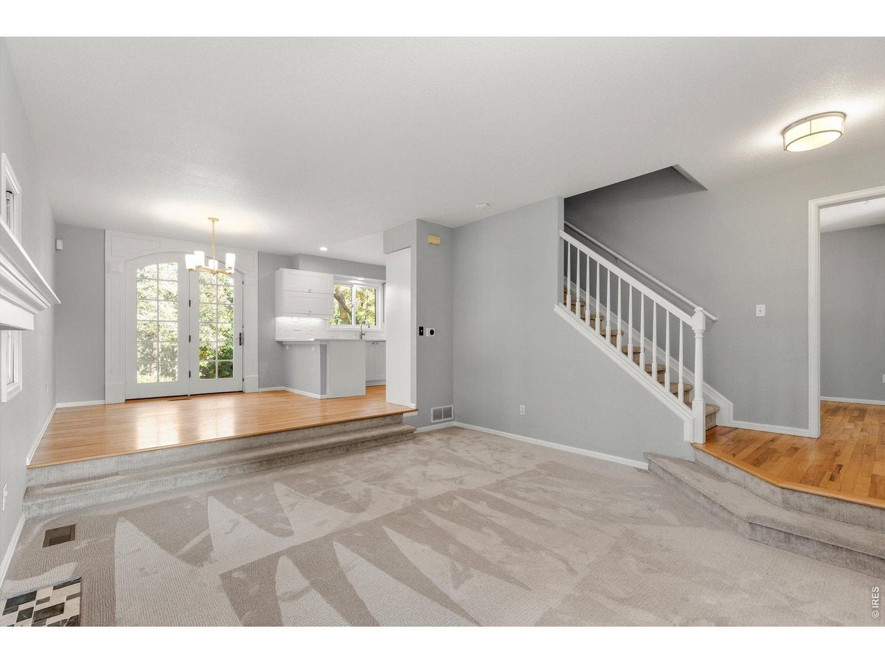 407 E Baseline Rd