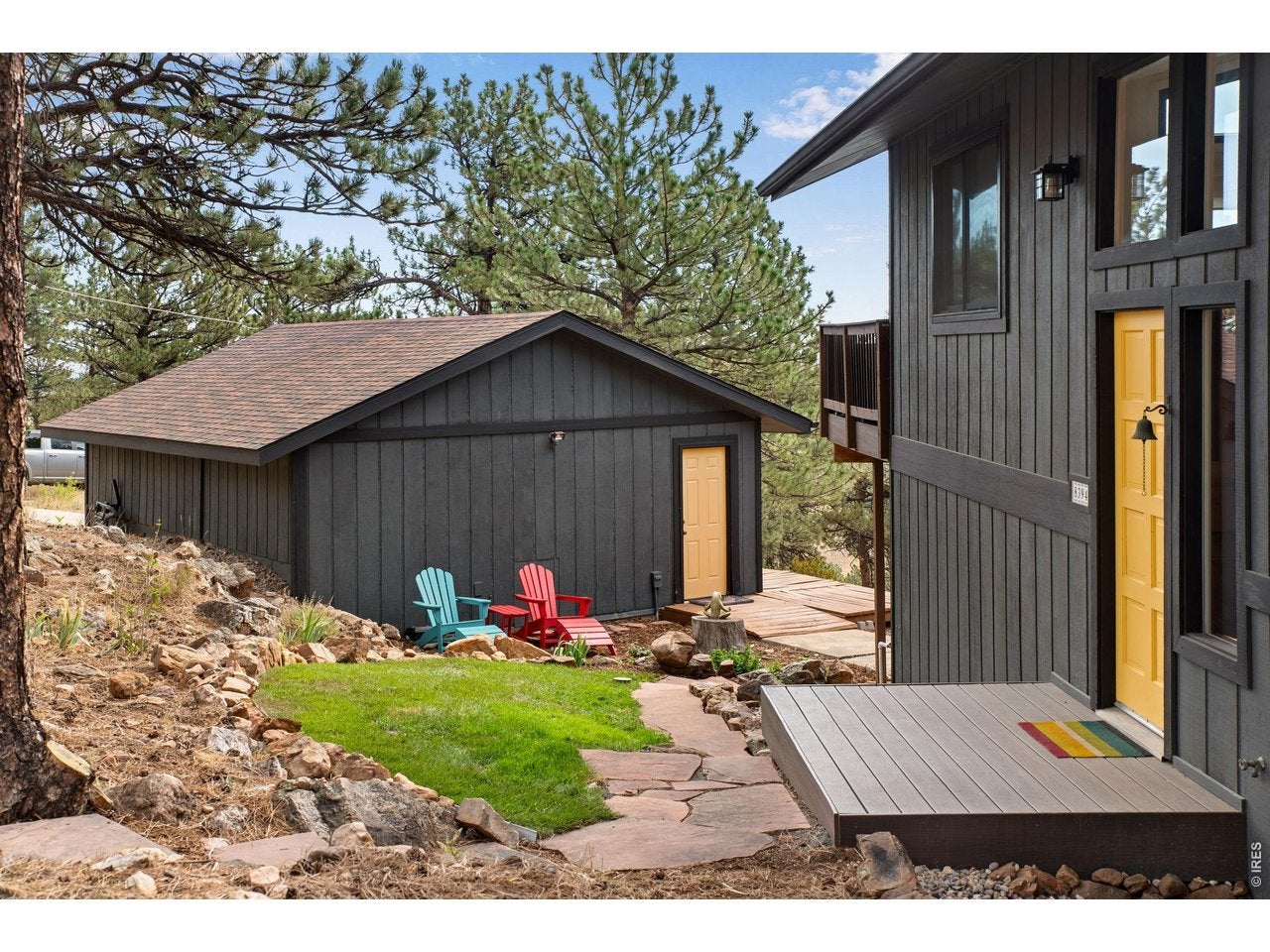 8394 Larkspur Rd