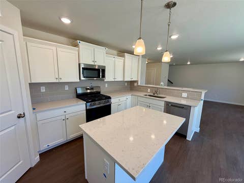 Tiny photo for 776 N Carrie Ct, Watkins, CO 80137 (MLS # 4127367)