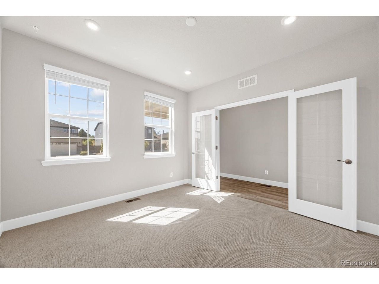 18343 Grosbeak Pl