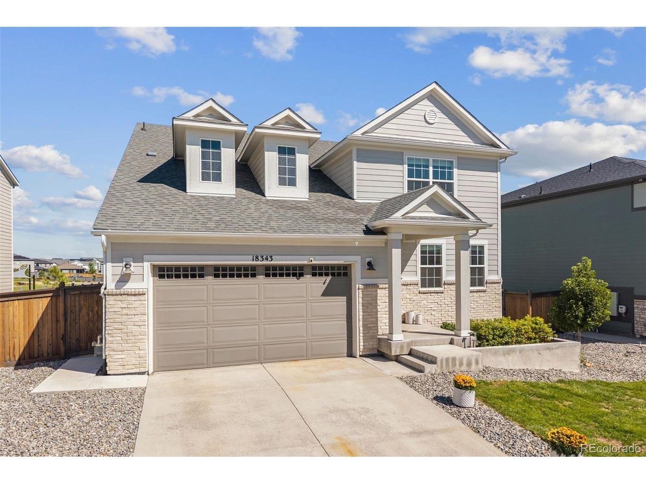 18343 Grosbeak Pl