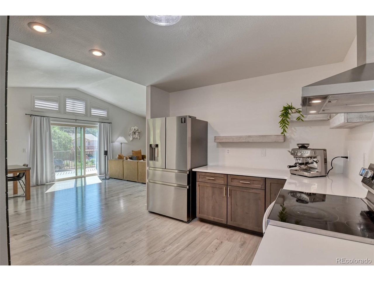 215 Beckers Ln