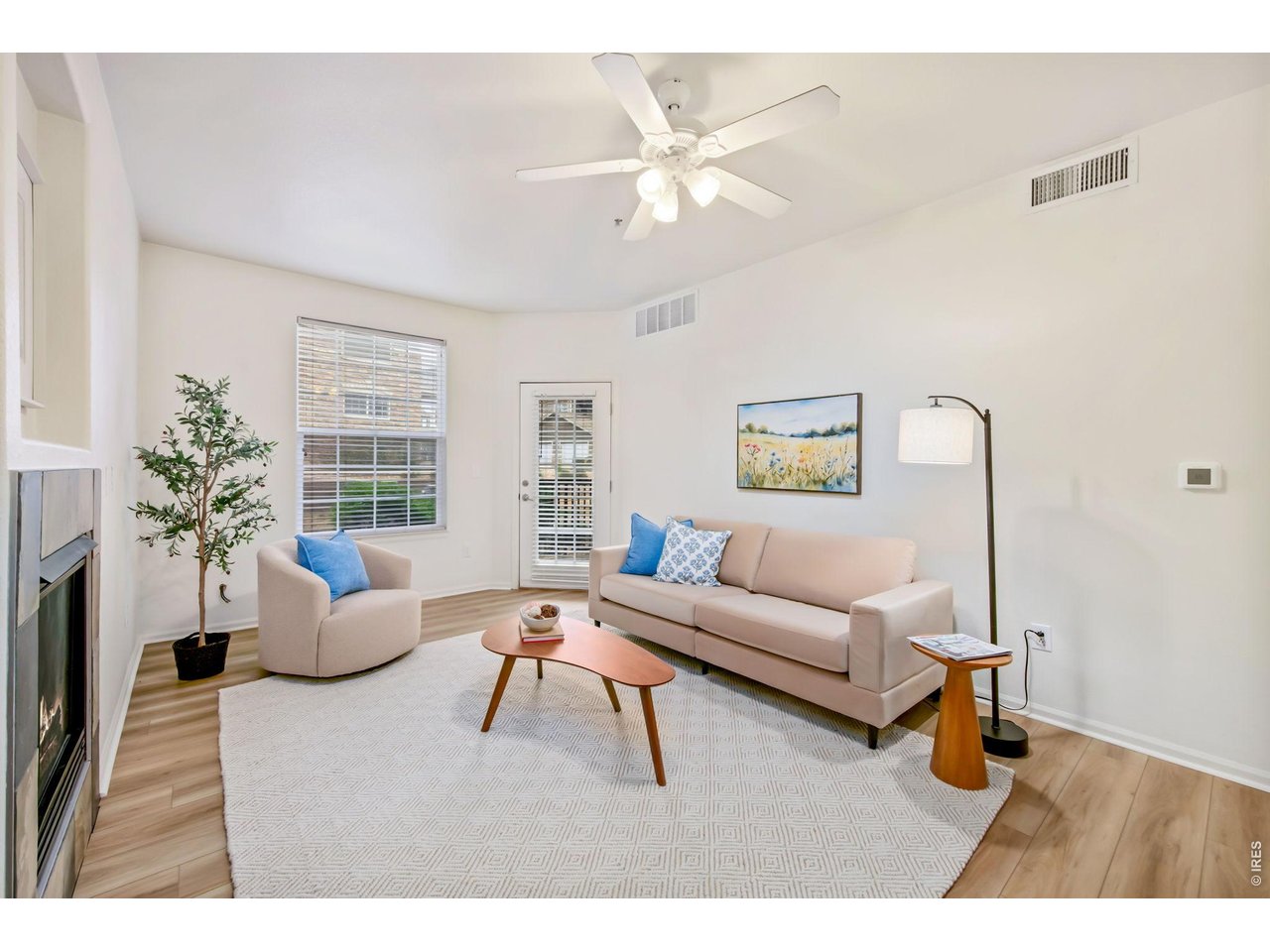 2855 Blue Sky Cir 3-104