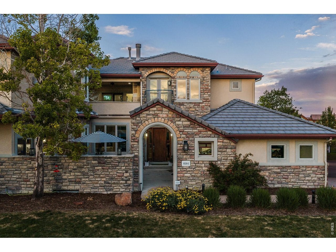 8584 Summerlin Pl