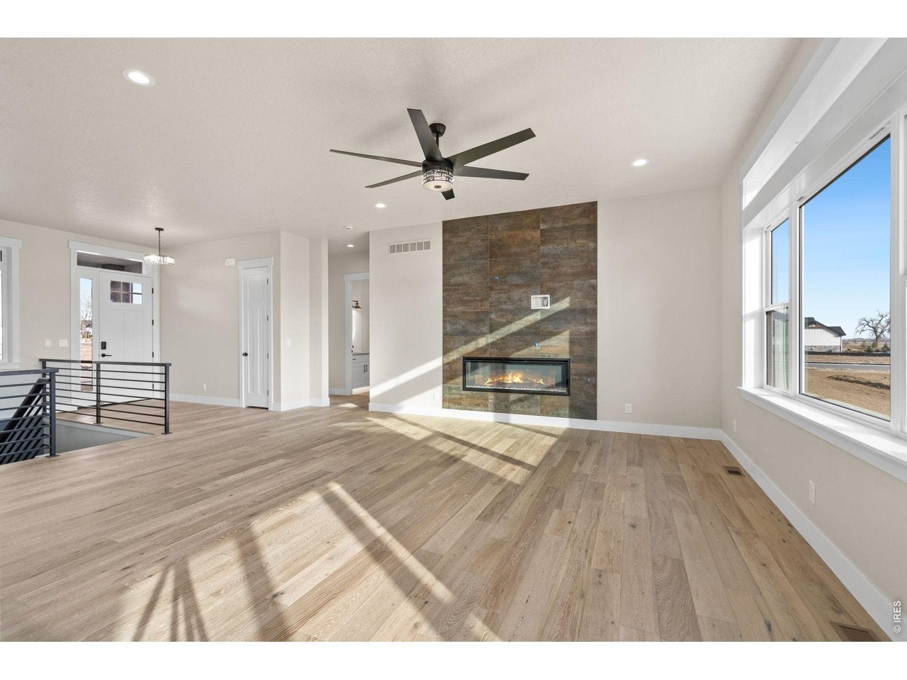 1369 Burt Ave