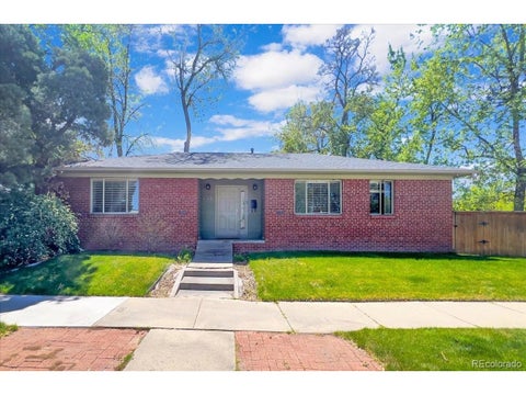 Photo of 410 E Jewell Ave, Denver, CO 80210 (MLS # 9160837)