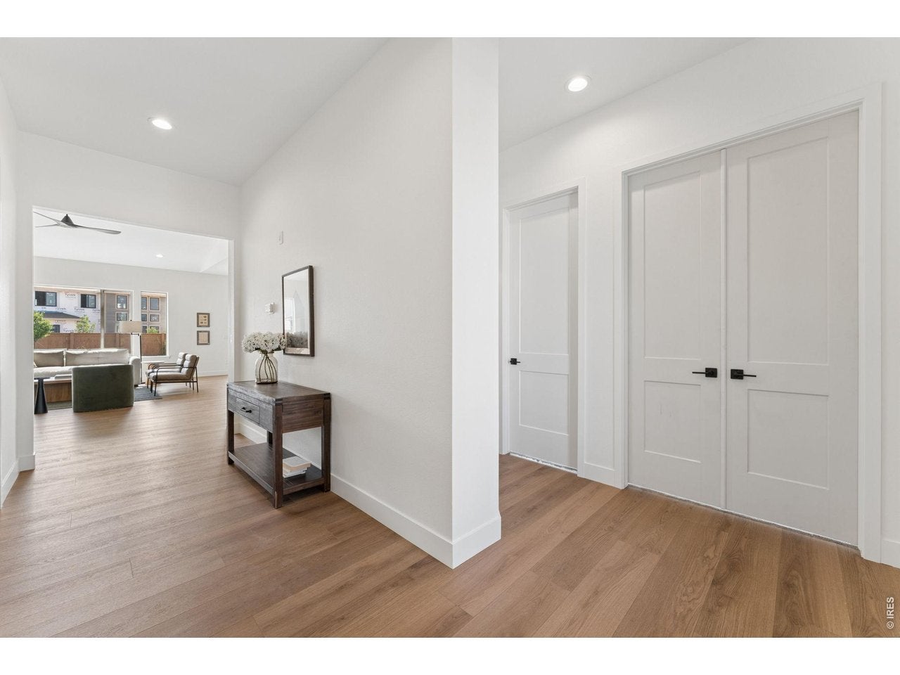 174 Boxwood Dr
